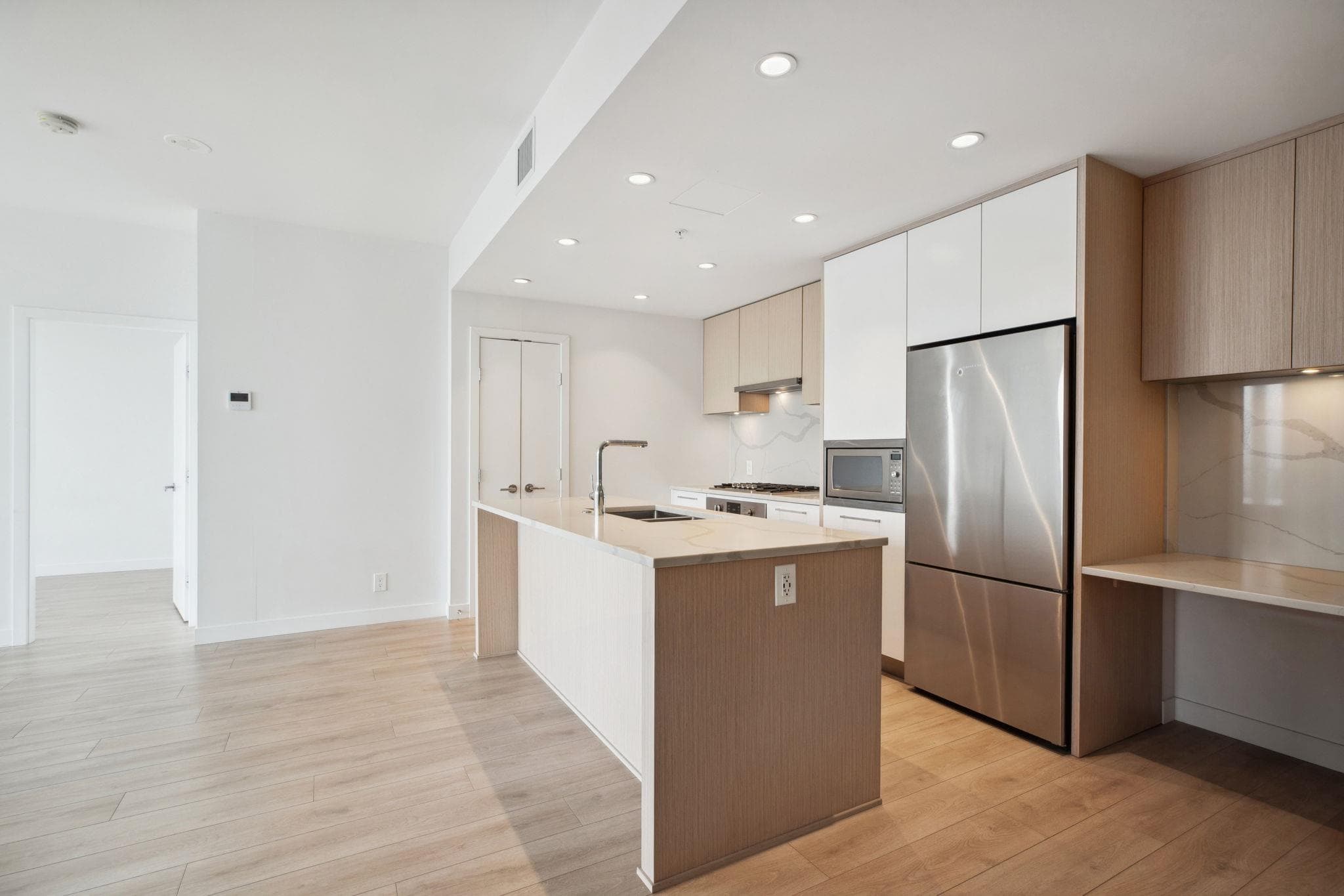 3804 - 567 Clarke Road, Coquitlam, V3J 0K7 — photo 4