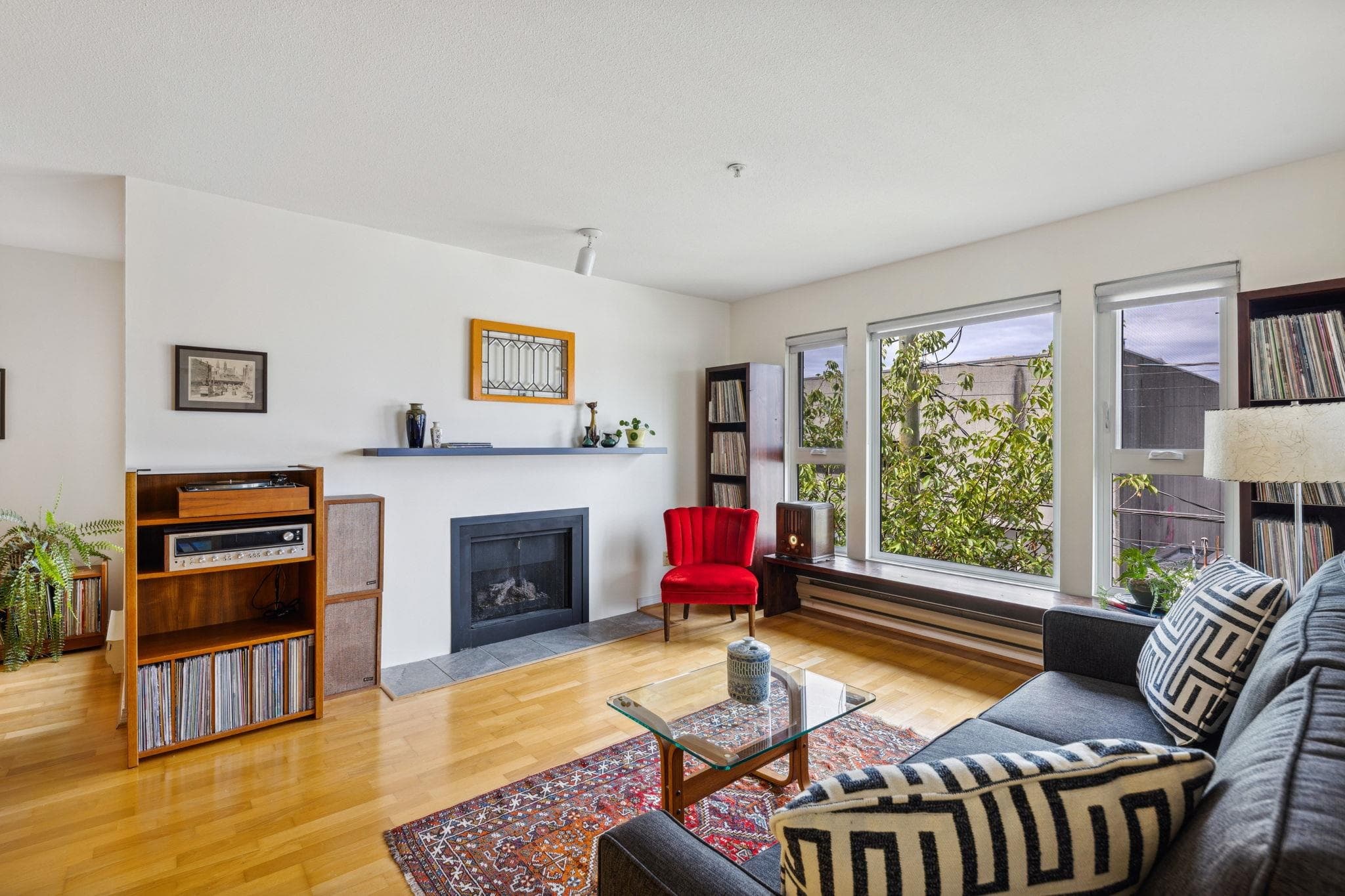 304 - 2121 W 5th Avenue, Vancouver, V6K 1S1 — photo 4