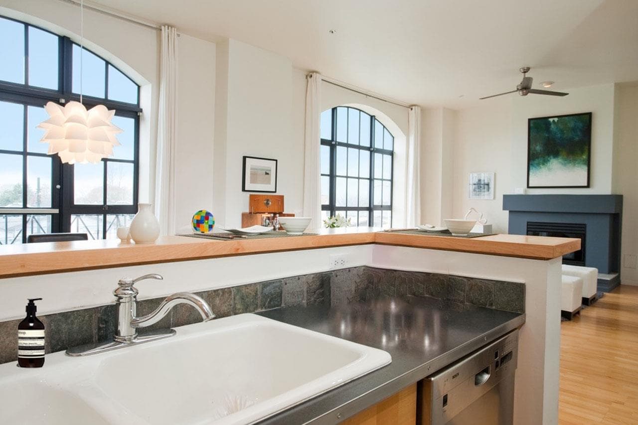 202 - 4590 Earles Street, Vancouver, V5R 6A2 — photo 5