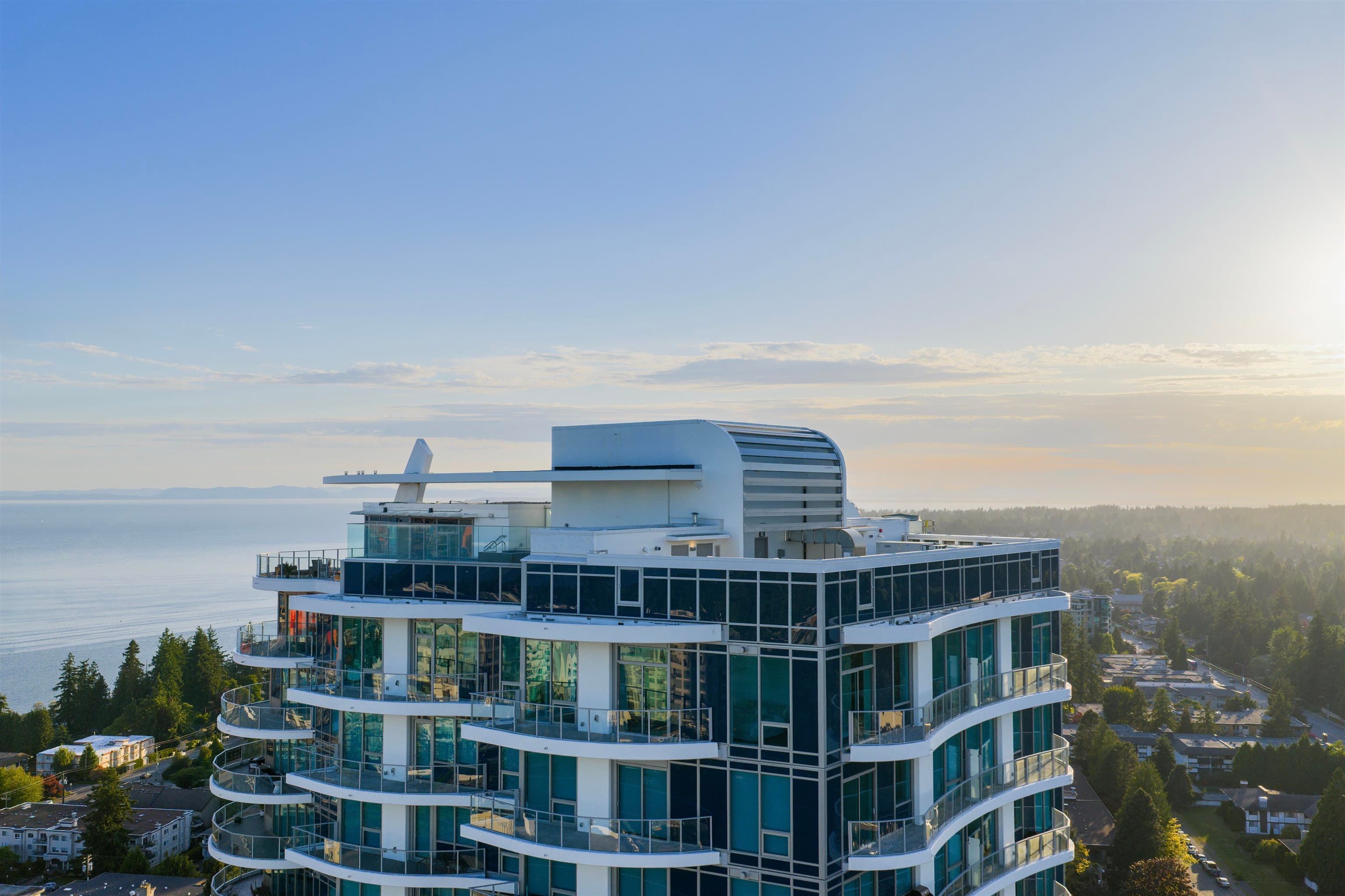 PH 2 - 1501 Foster Street, White Rock, V4B 0C3 — photo 4
