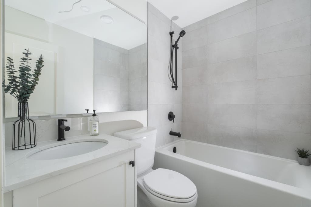 5 - 1165 Wilson Crescent, Squamish, V8B 0A6 — photo 4