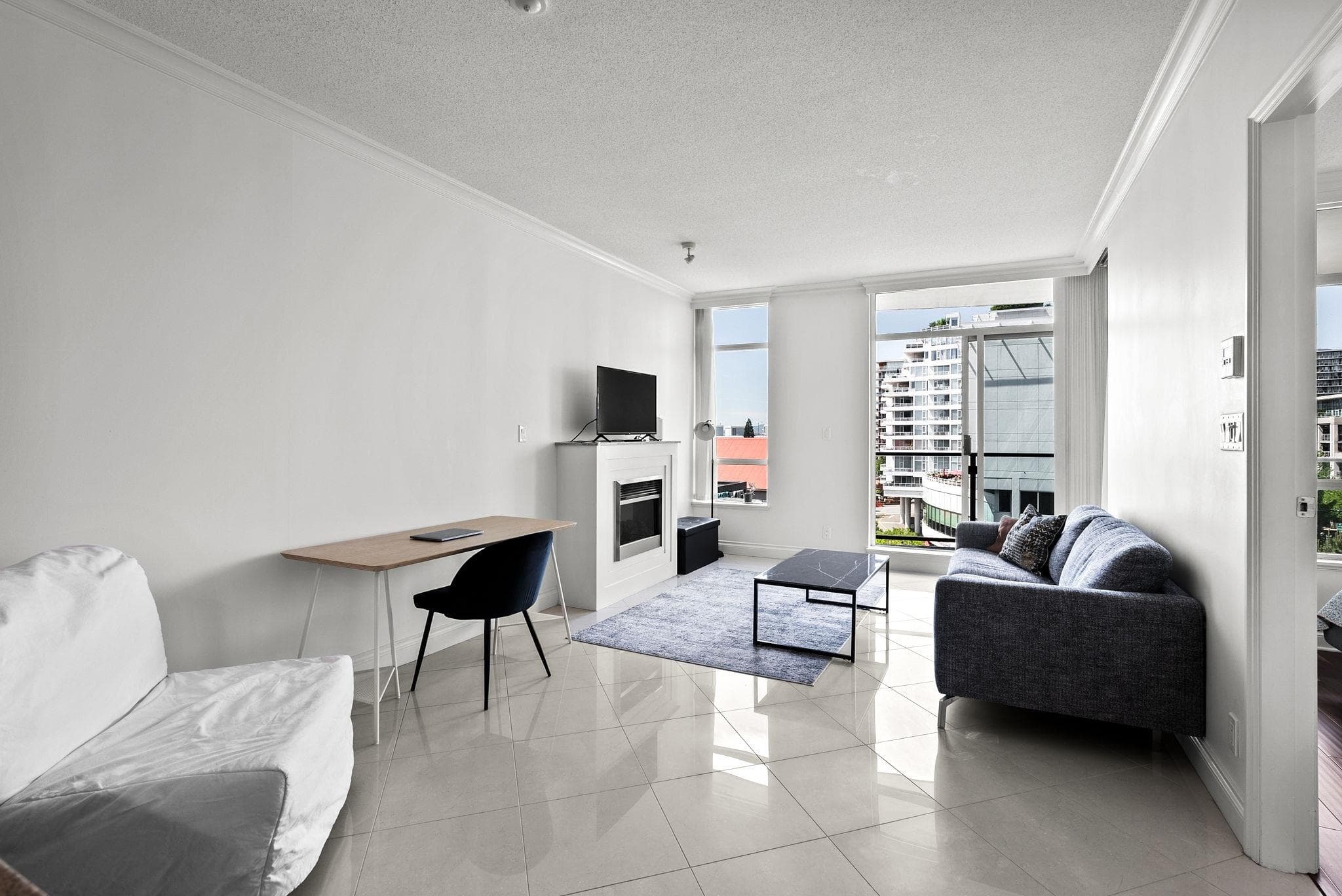 707 - 162 Victory Ship Way, North Vancouver, V7L 0B4 — photo 2