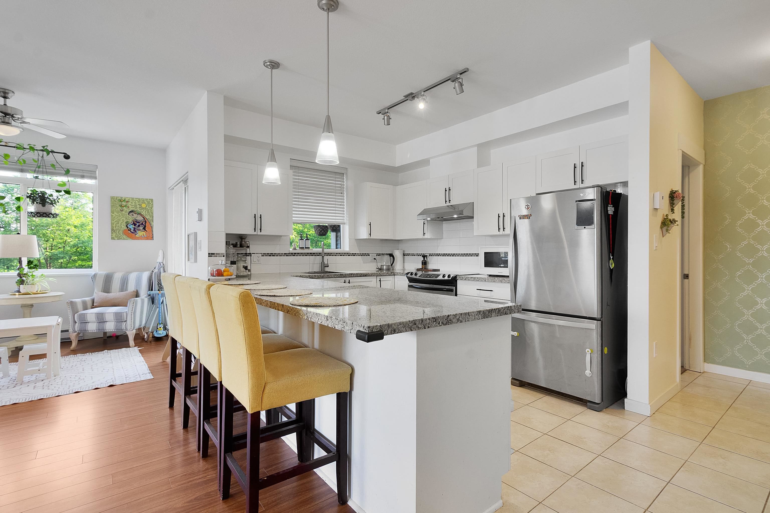 320 - 12350 Harris Road, Pitt Meadows, V3Y 0C5 — photo 2