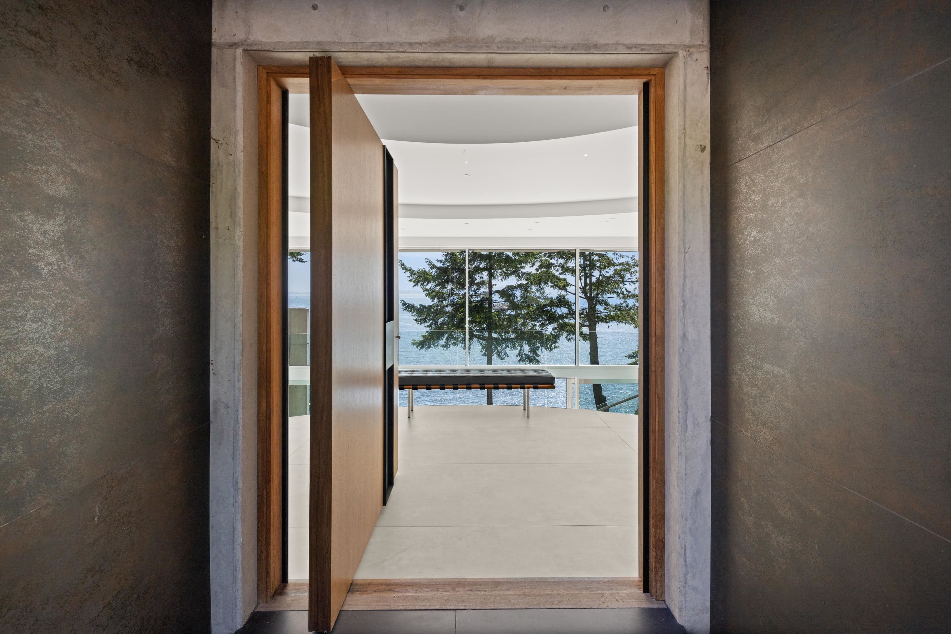 5225 Gulf Place, West Vancouver, V7W 2V9 — photo 4