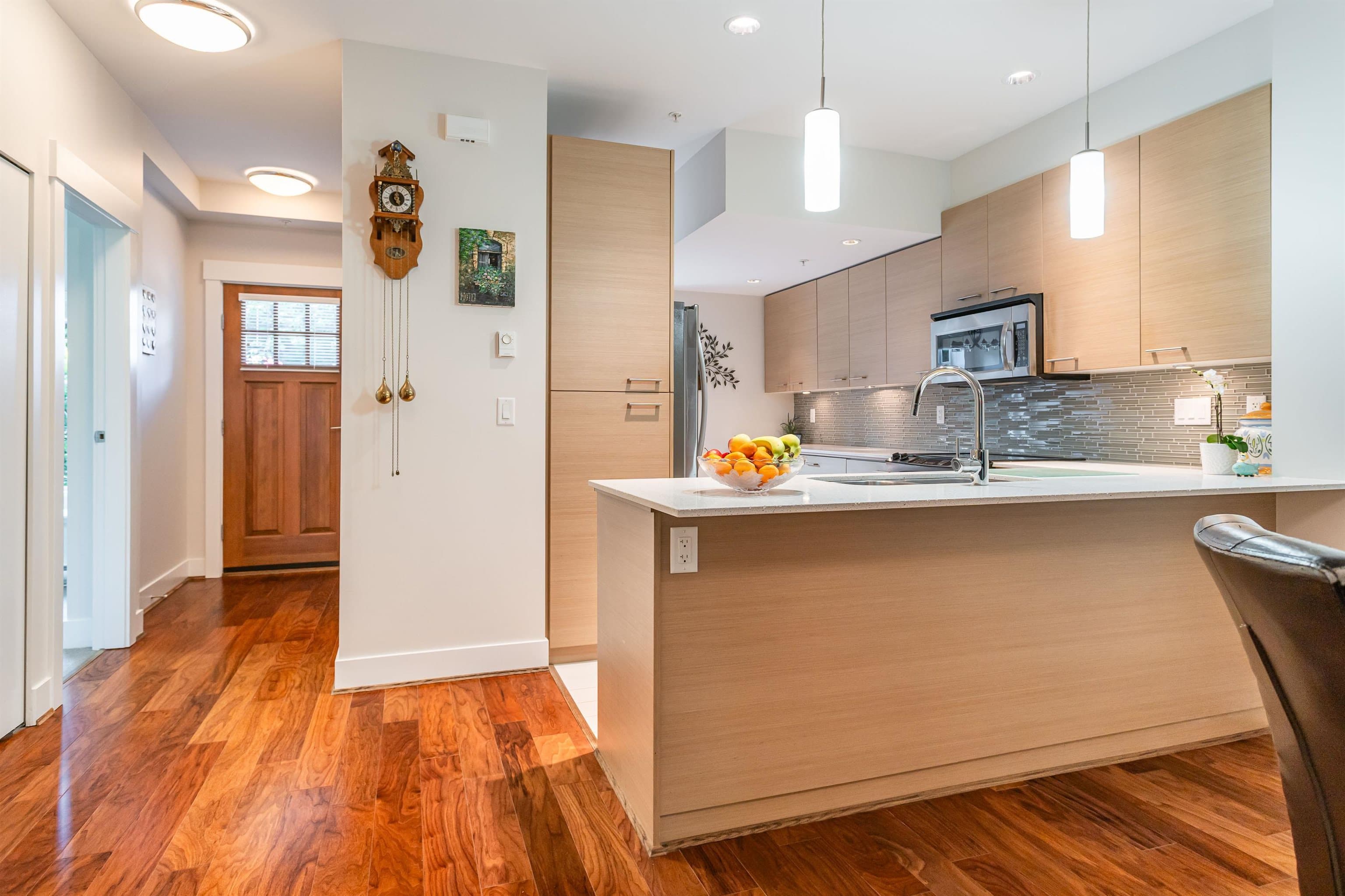 2 - 7198 Barnet Road, Burnaby, V5A 1C9 — photo 5