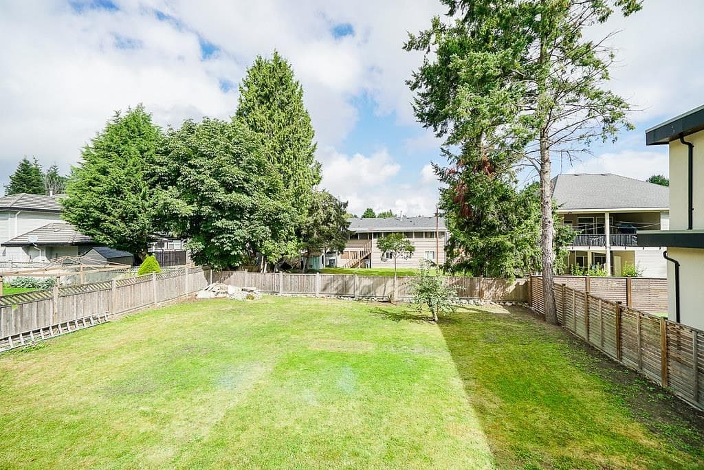 13429 68 Avenue, Surrey, V3W 2G1 — photo 4