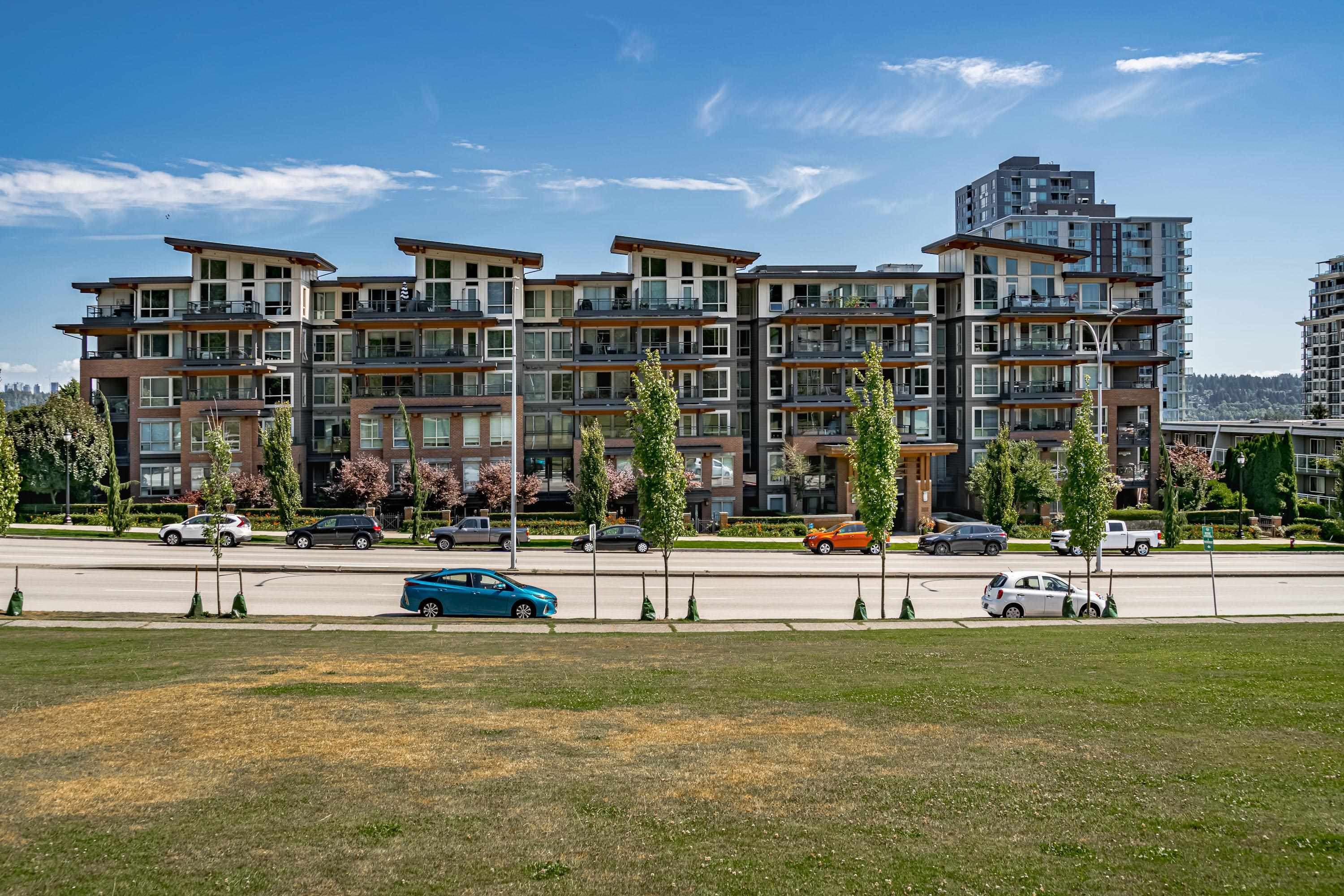 414 - 500 Royal Avenue, New Westminster, V3L 0G5 — photo 2