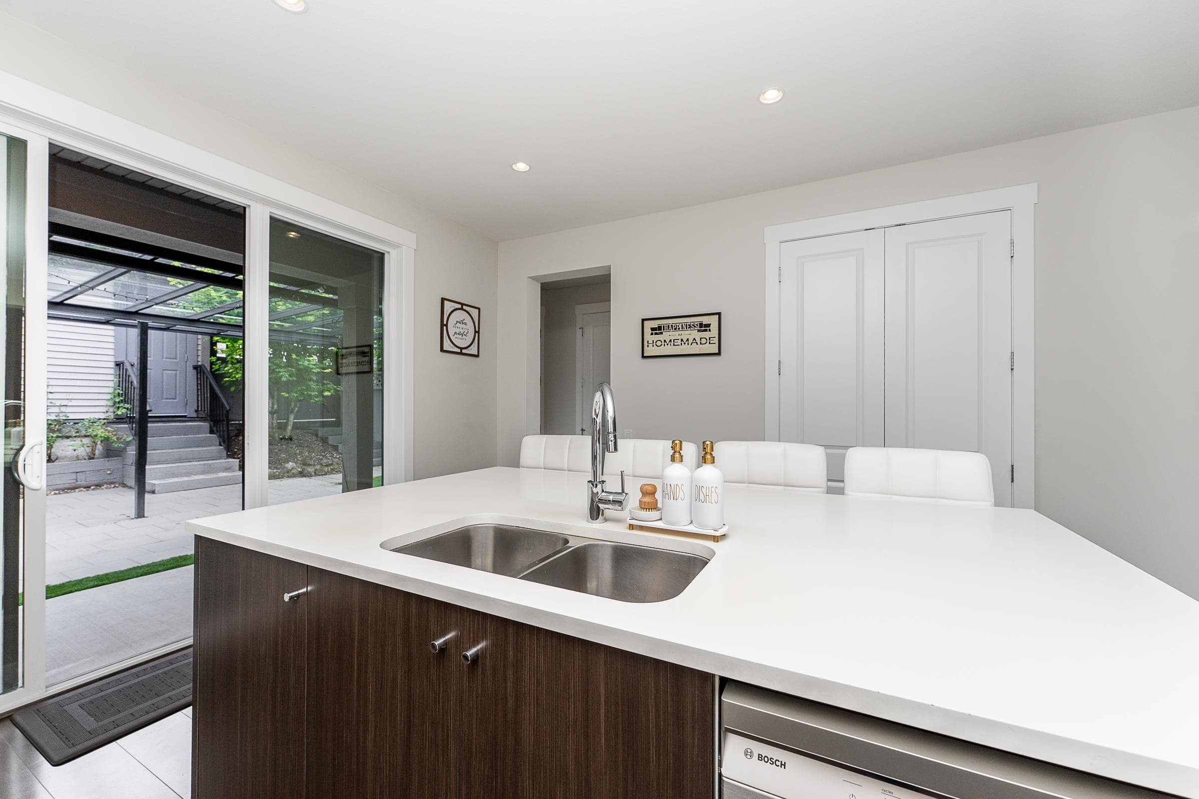 3479 David Avenue, Coquitlam, V3E 0H7 — photo 5