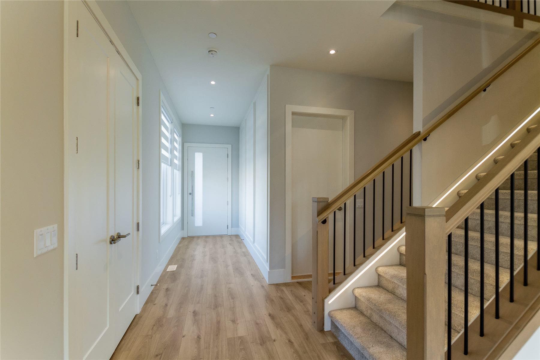 10897 Morrisette Place, Maple Ridge, V2W 1G8 — photo 3