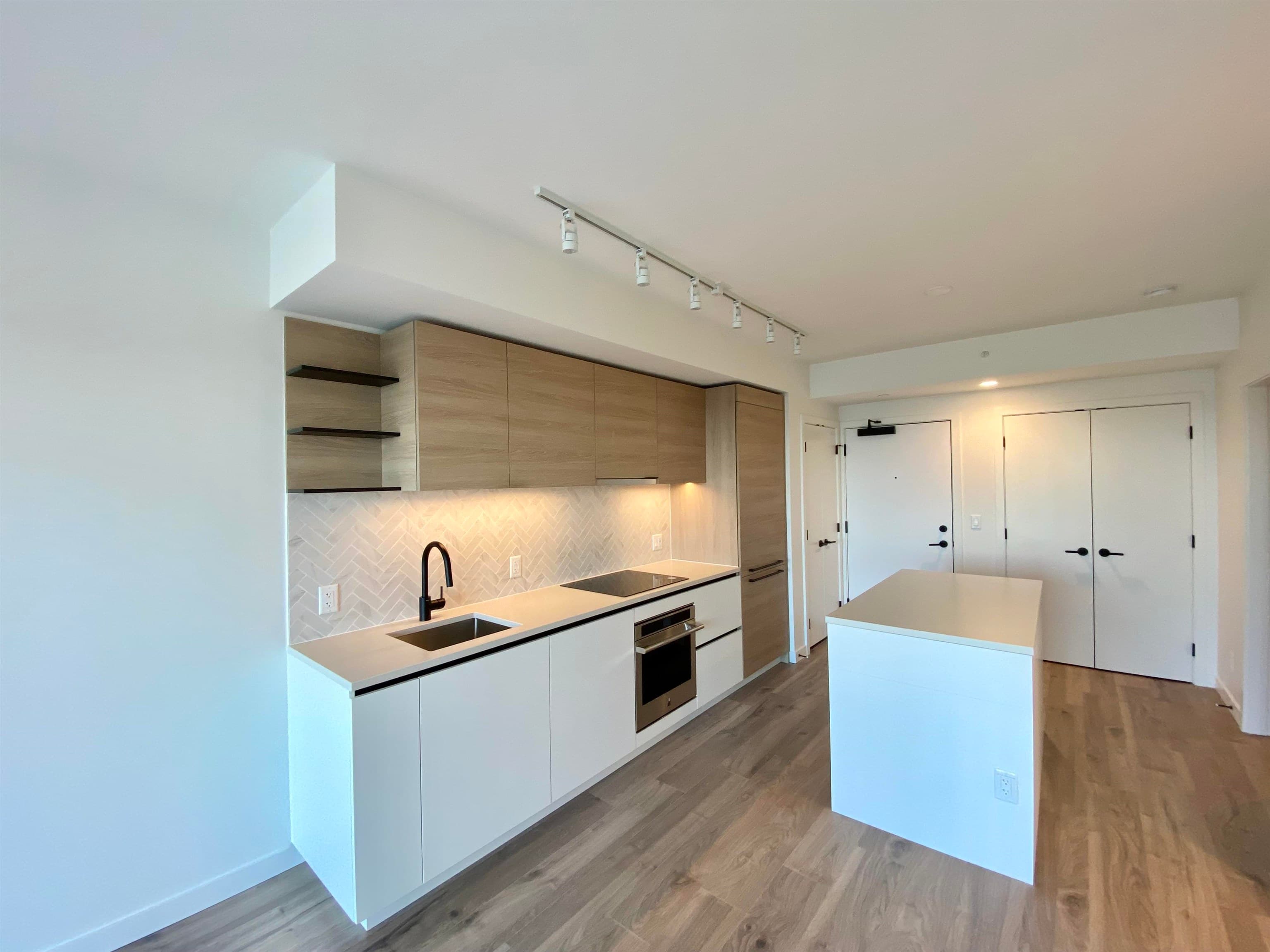 1801 - 13428 105 Avenue, Surrey