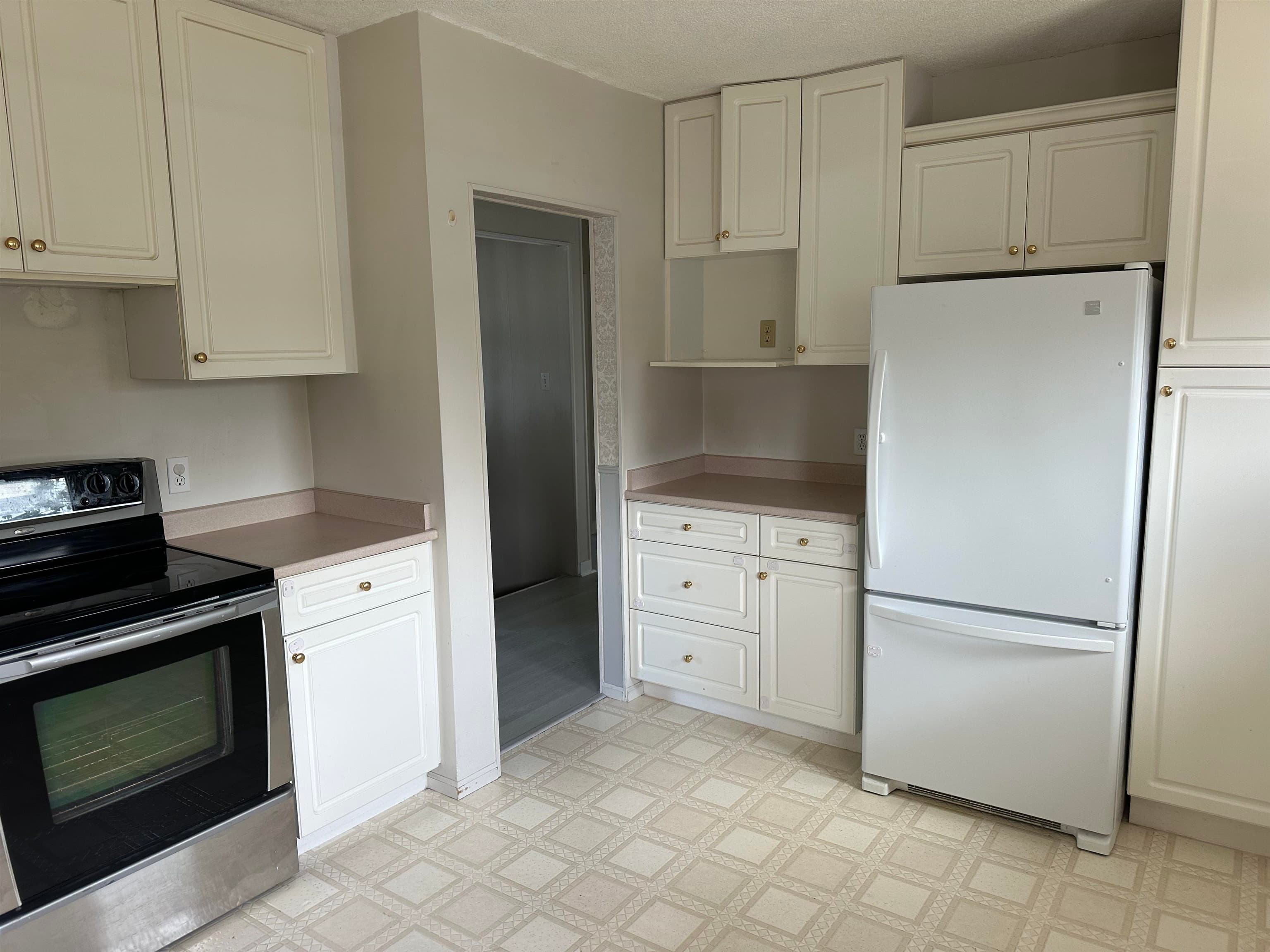 5858 Bryant Street, Burnaby, V5H 1X6 — photo 3