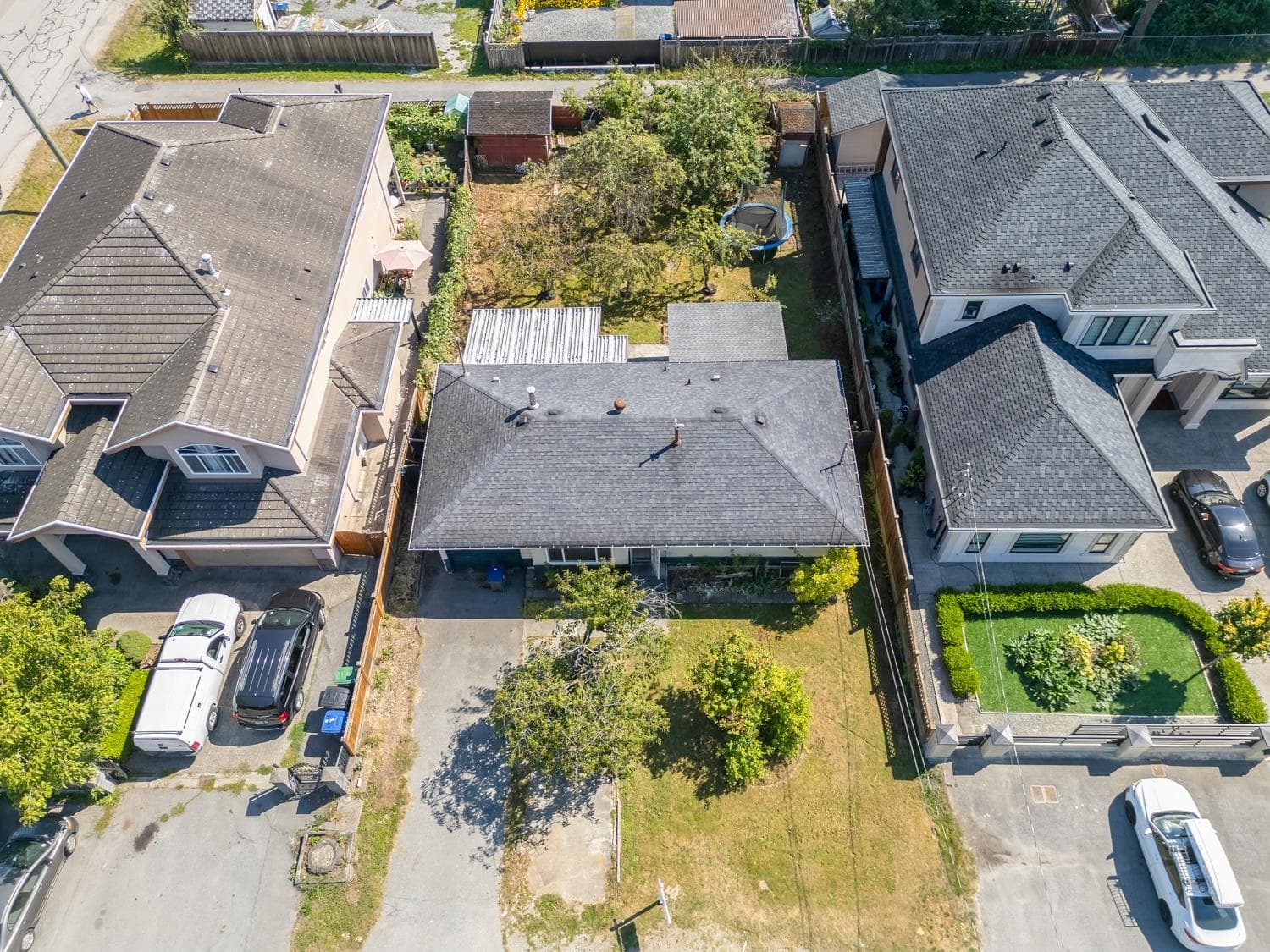 10286 148a Street, Surrey, V3R 3Z2 — photo 2
