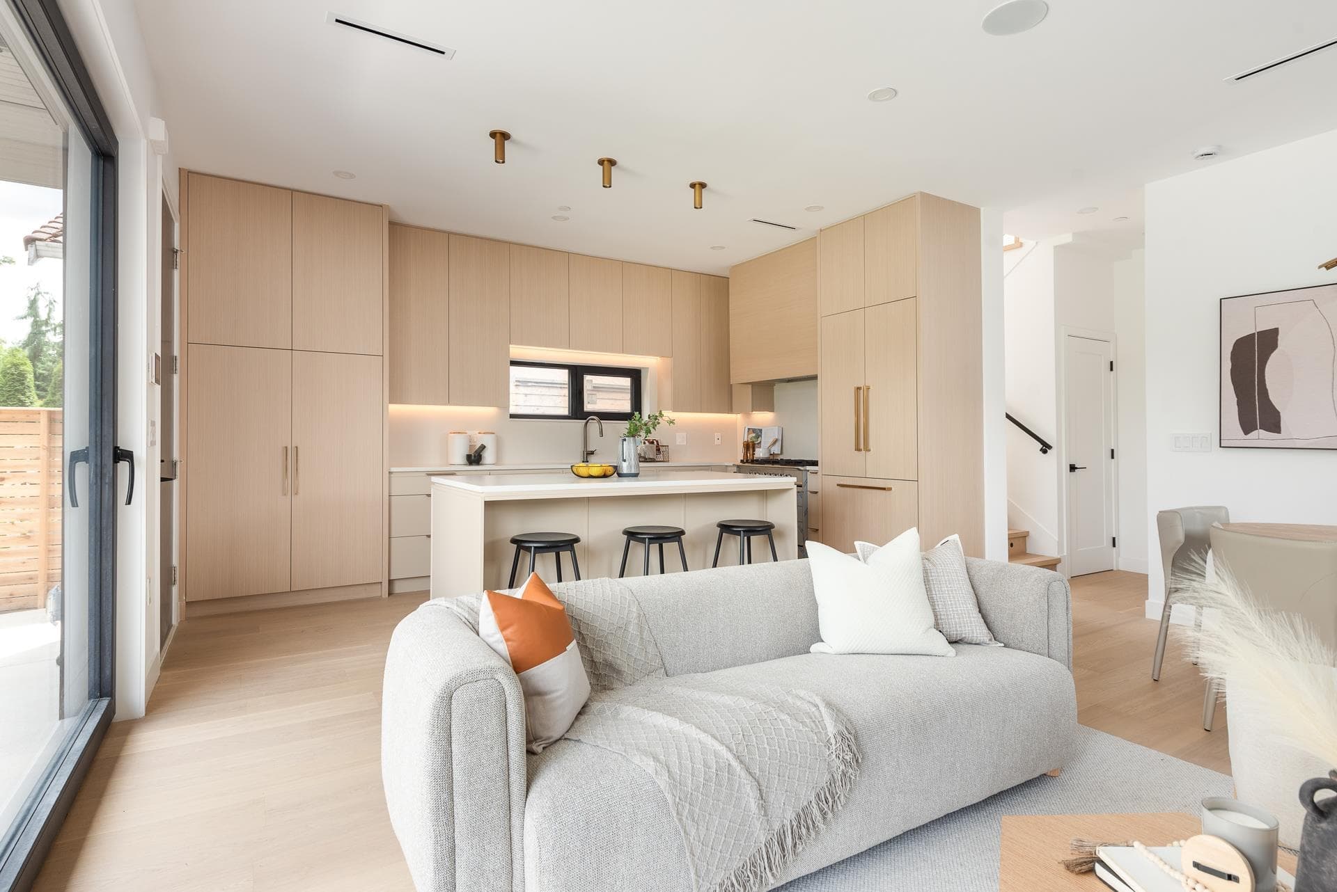 715 Kaslo Street, Vancouver, V0V 0V0 — photo 4