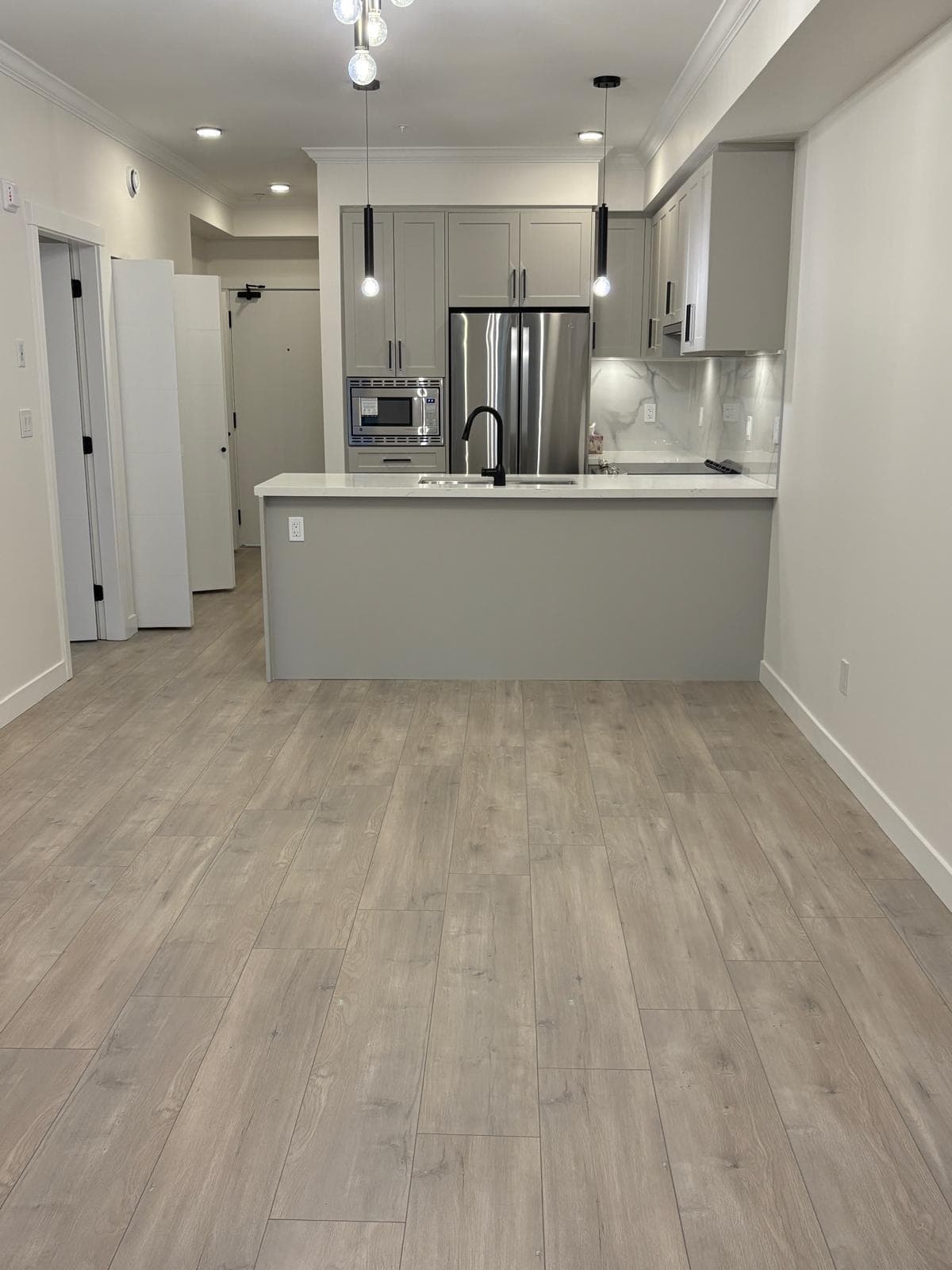 208 - 12109 223 Street, Maple Ridge, V2X 5Y6 — photo 3