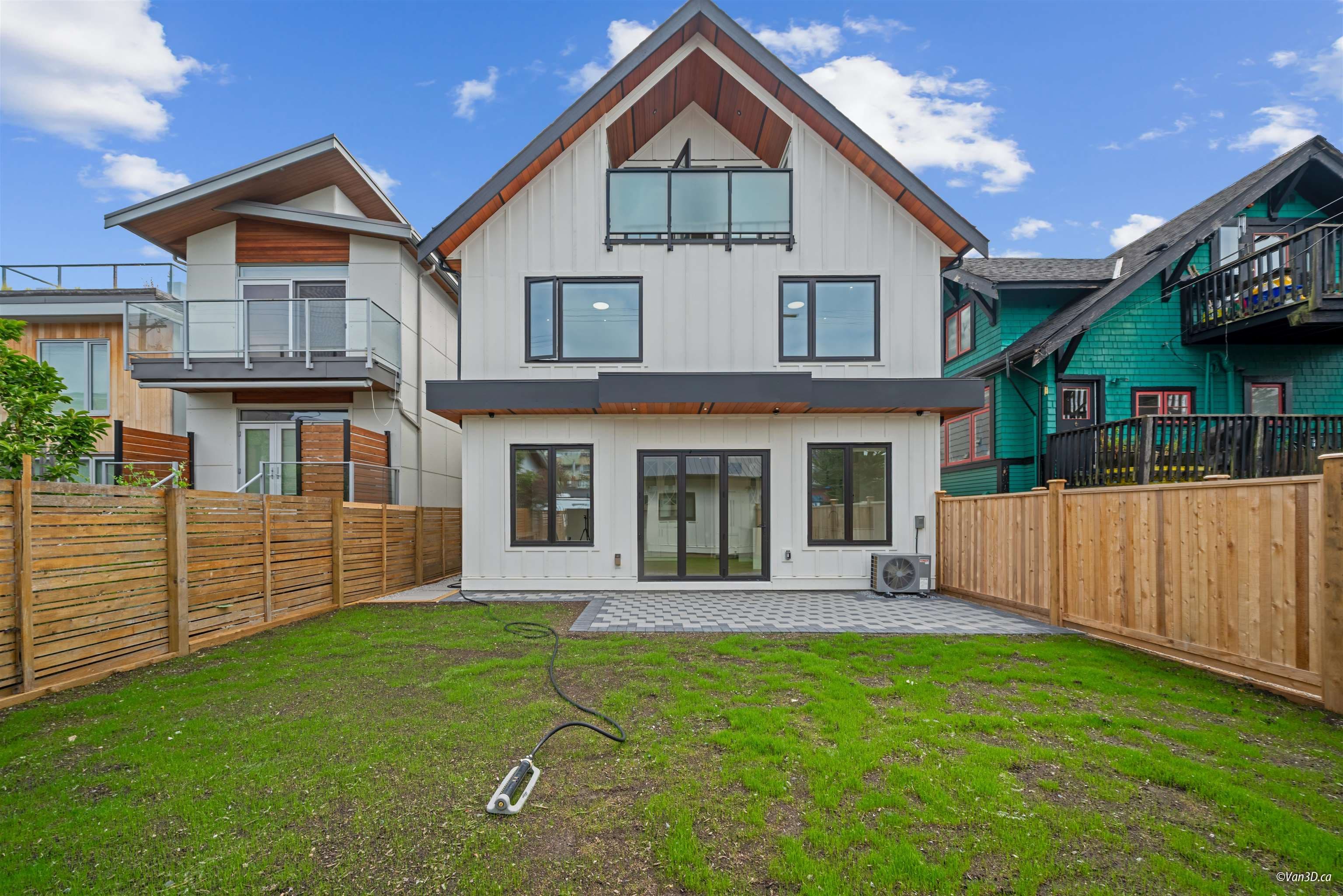 2 - 4463 Walden Street, Vancouver, V5V 3S4 — photo 1