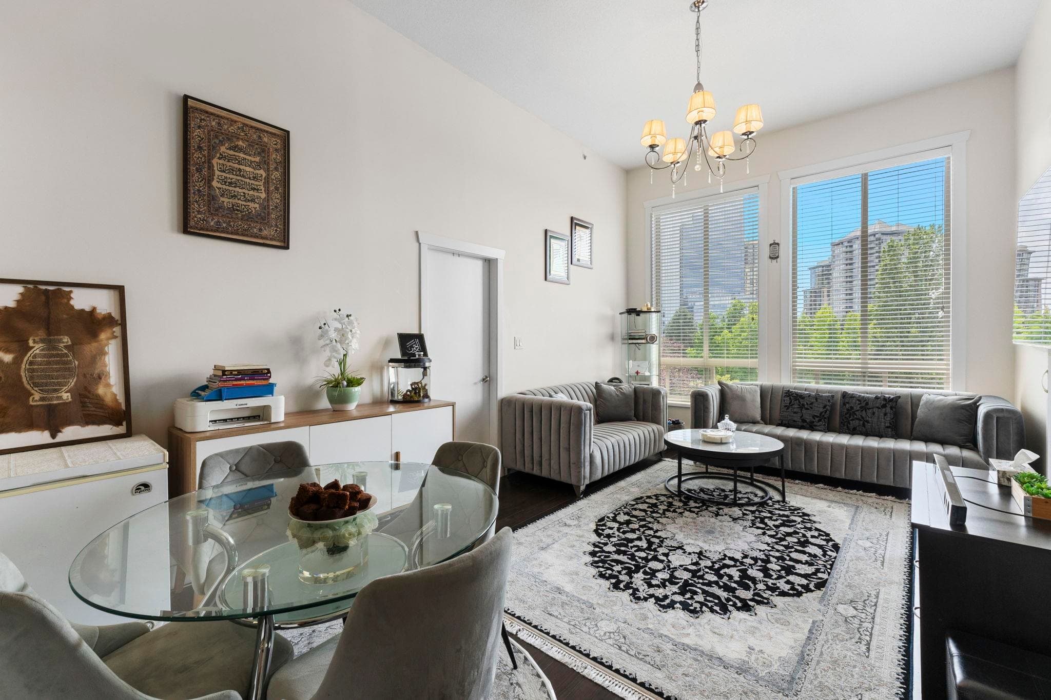 405 - 13468 King George Boulevard, Surrey, V3T 0B5 — photo 1