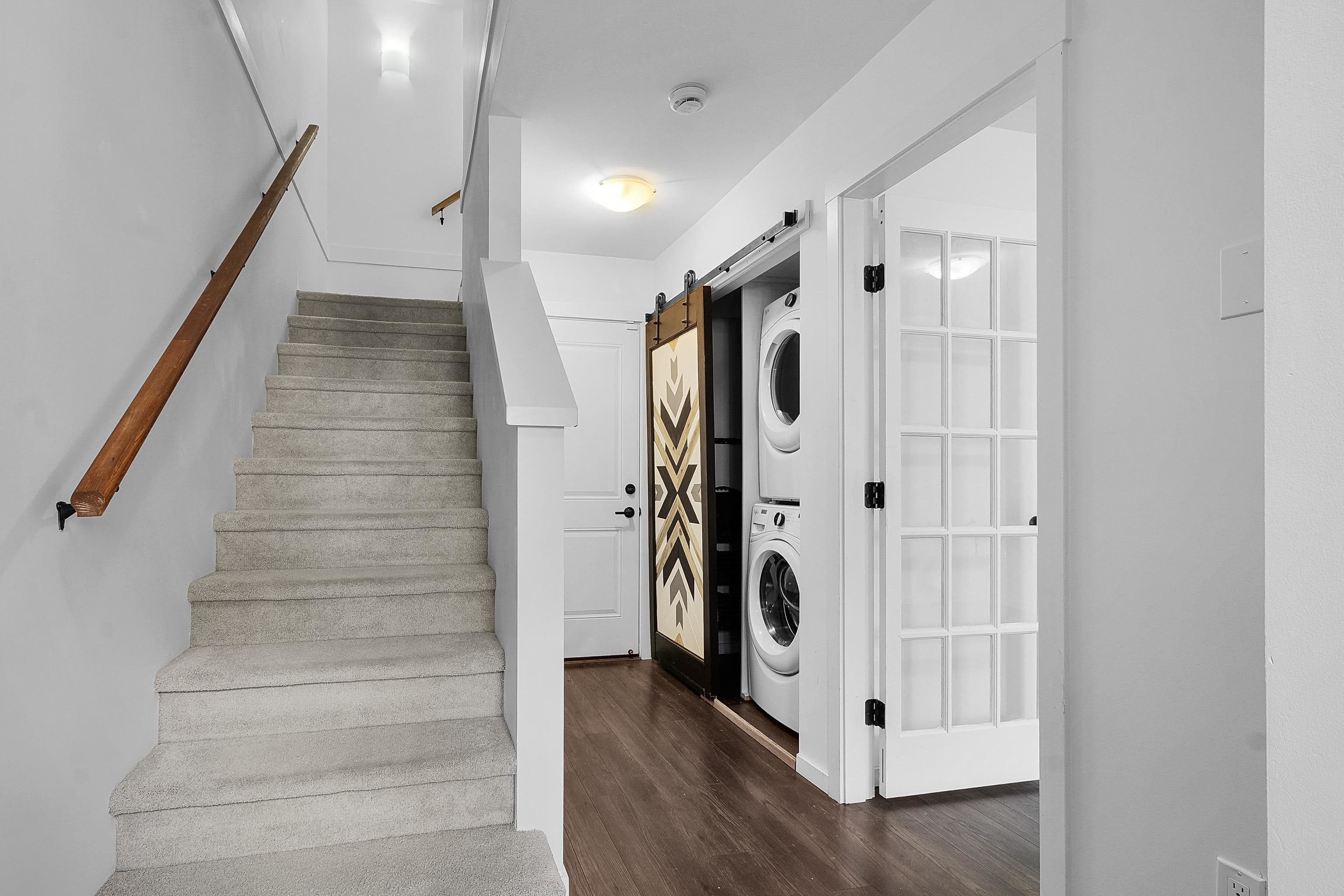100 - 15268 28 Avenue, Surrey, V3W 4E6 — photo 3