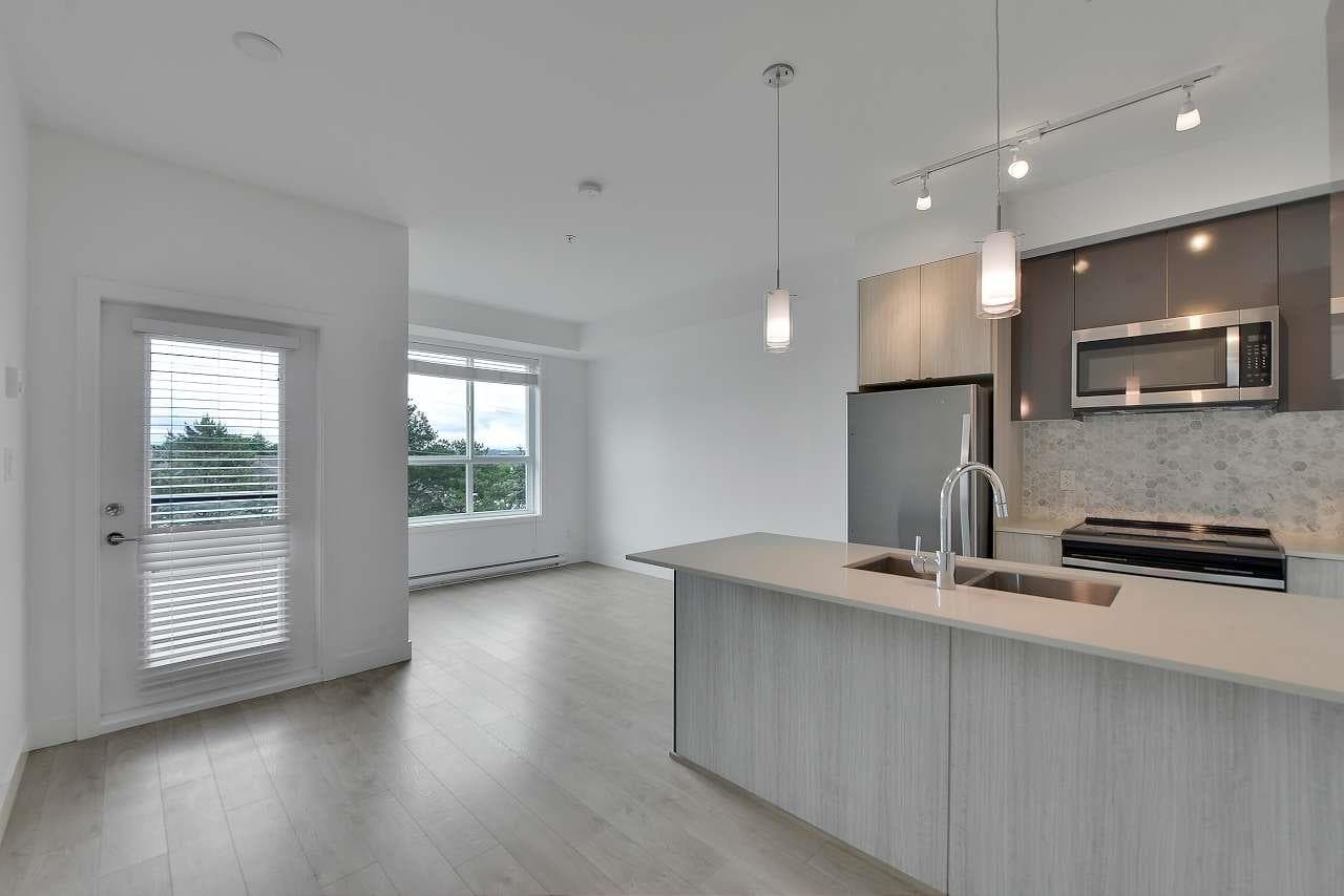 303 - 6438 195a Street, Surrey, V4N 6R5 — photo 2