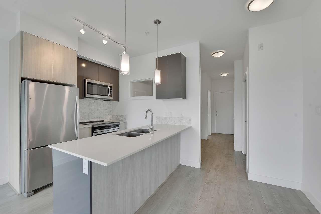 303 - 6438 195a Street, Surrey, V4N 6R5 — photo 4