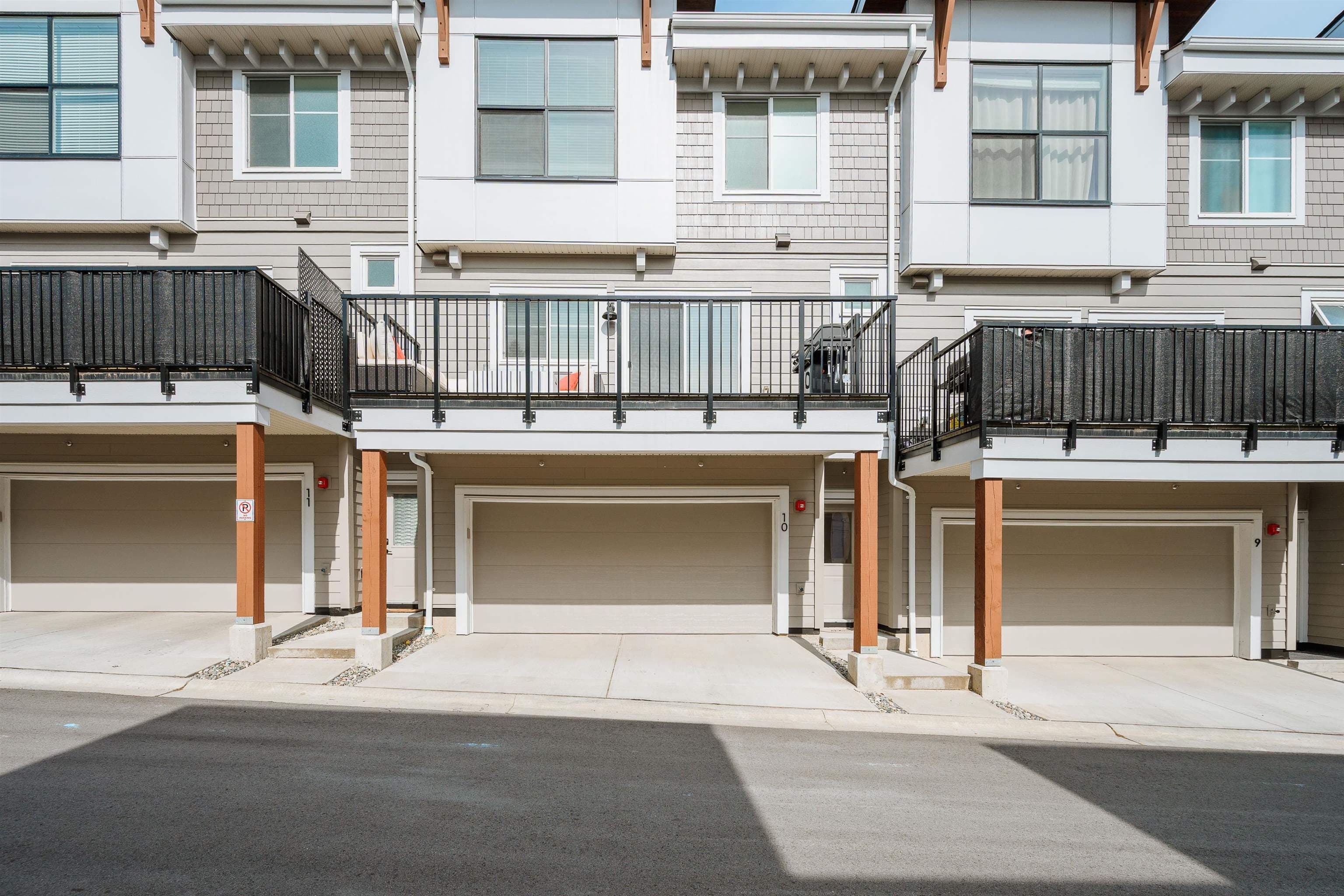 10 - 23183 136 Avenue, Maple Ridge, V4R 0H9 — photo 2
