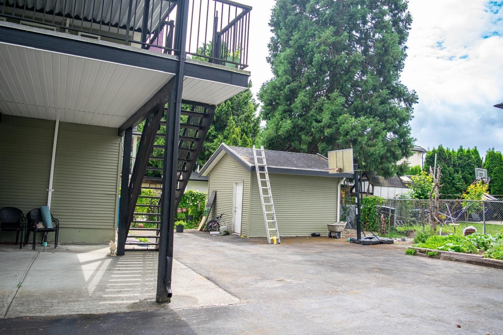 9081 124 Street, Surrey