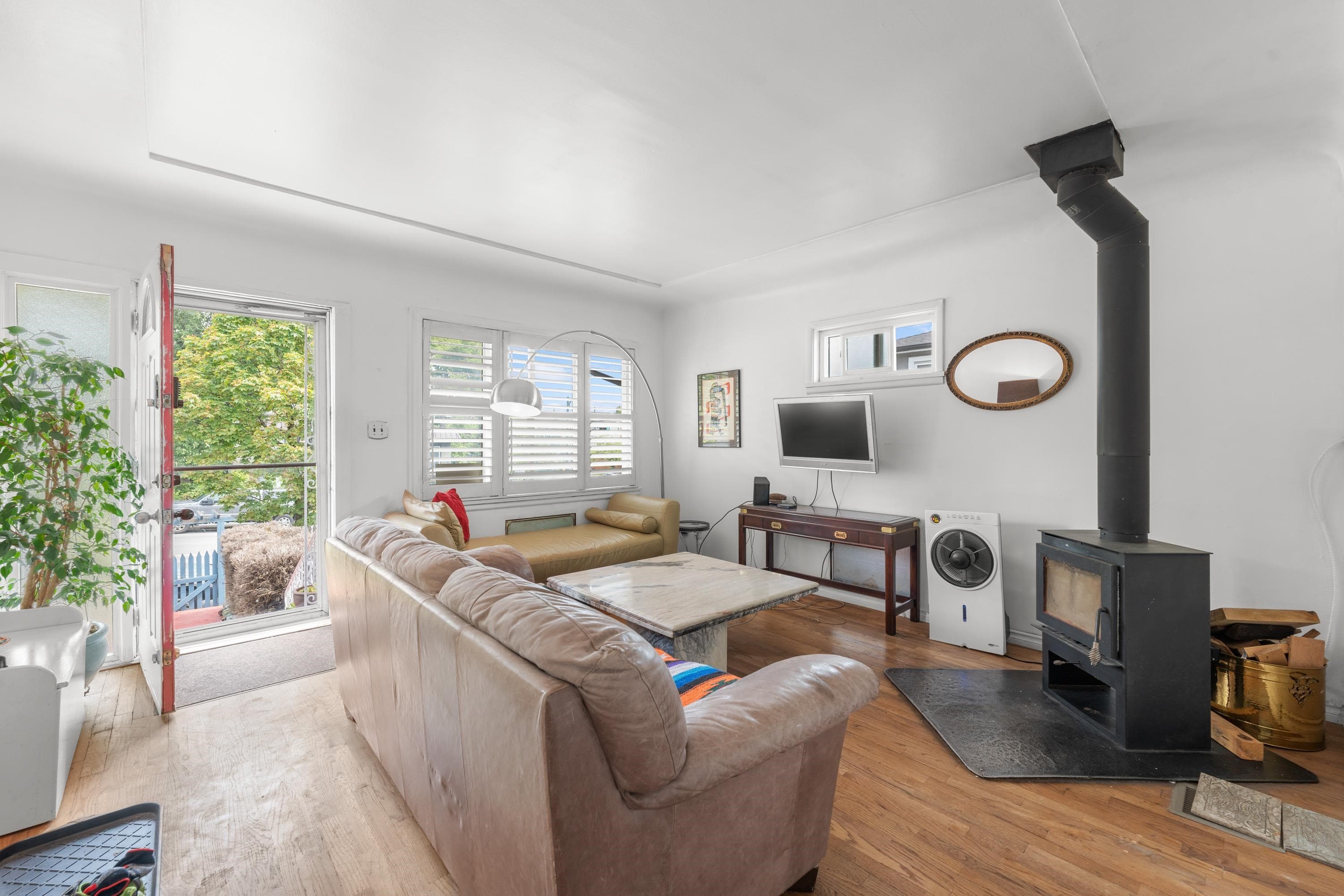 7429 Fraser Street, Vancouver, V5X 3W3 — photo 2