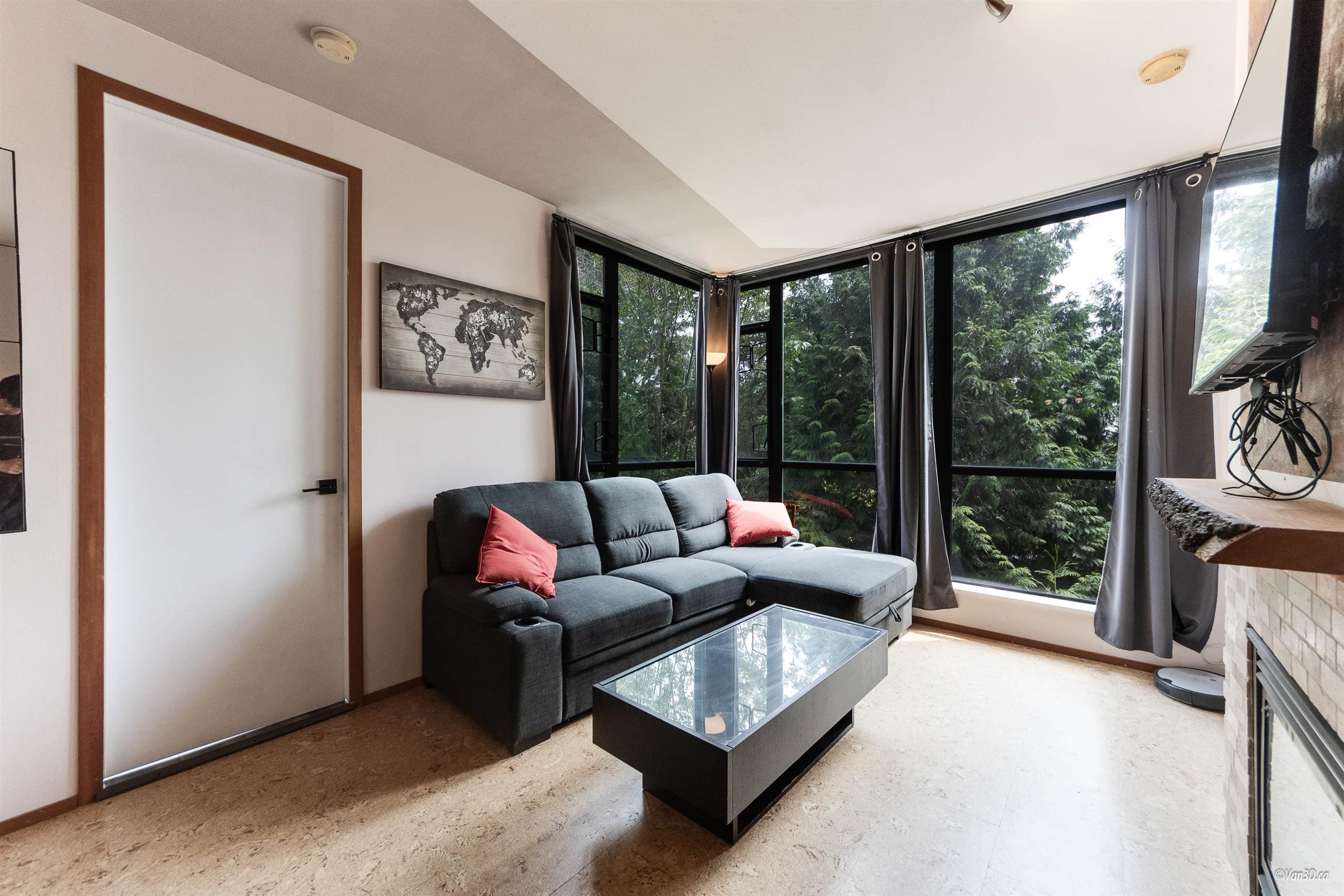 407 - 7388 Sandborne Avenue, Burnaby, V3N 5C4 — photo 5