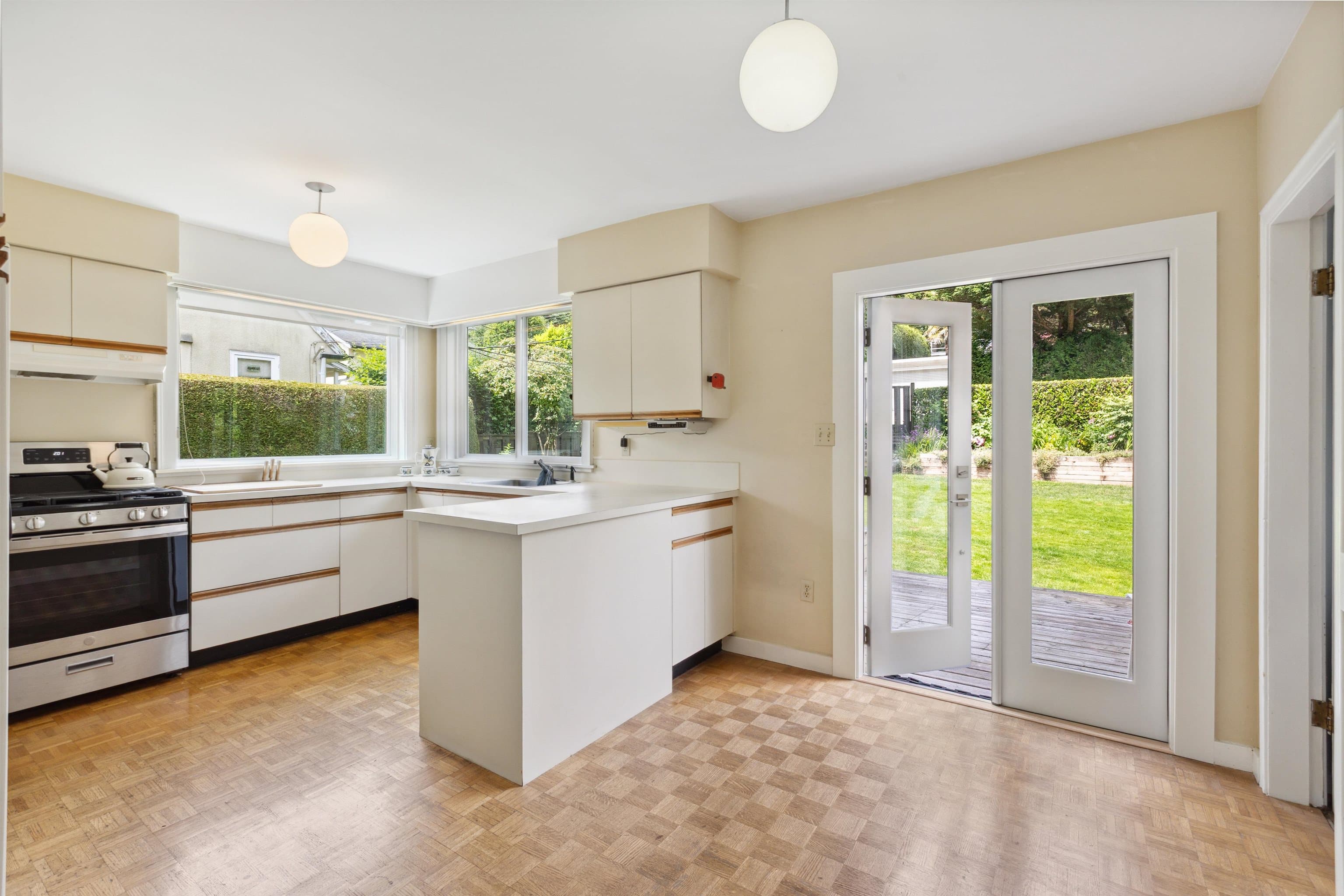 1053 Lawson Avenue, West Vancouver, V7T 2E3 — photo 5