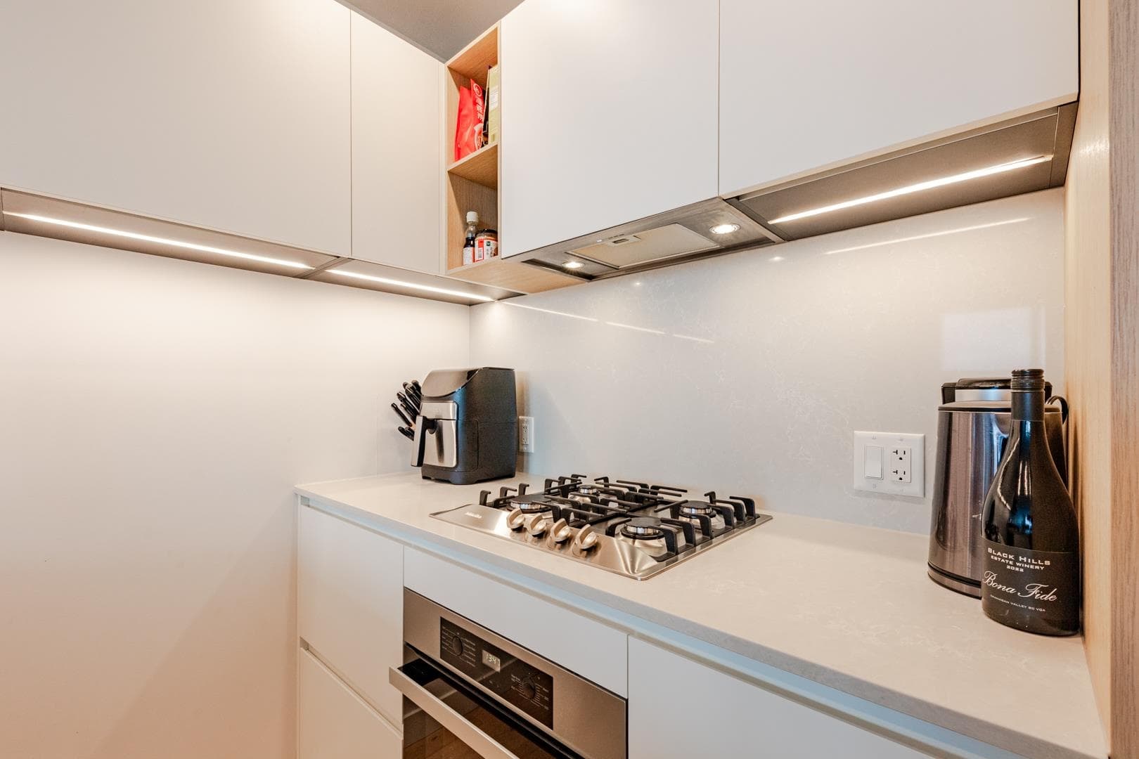 3905 - 6000 Mckay Avenue, Burnaby, V5H 0K2 — photo 3