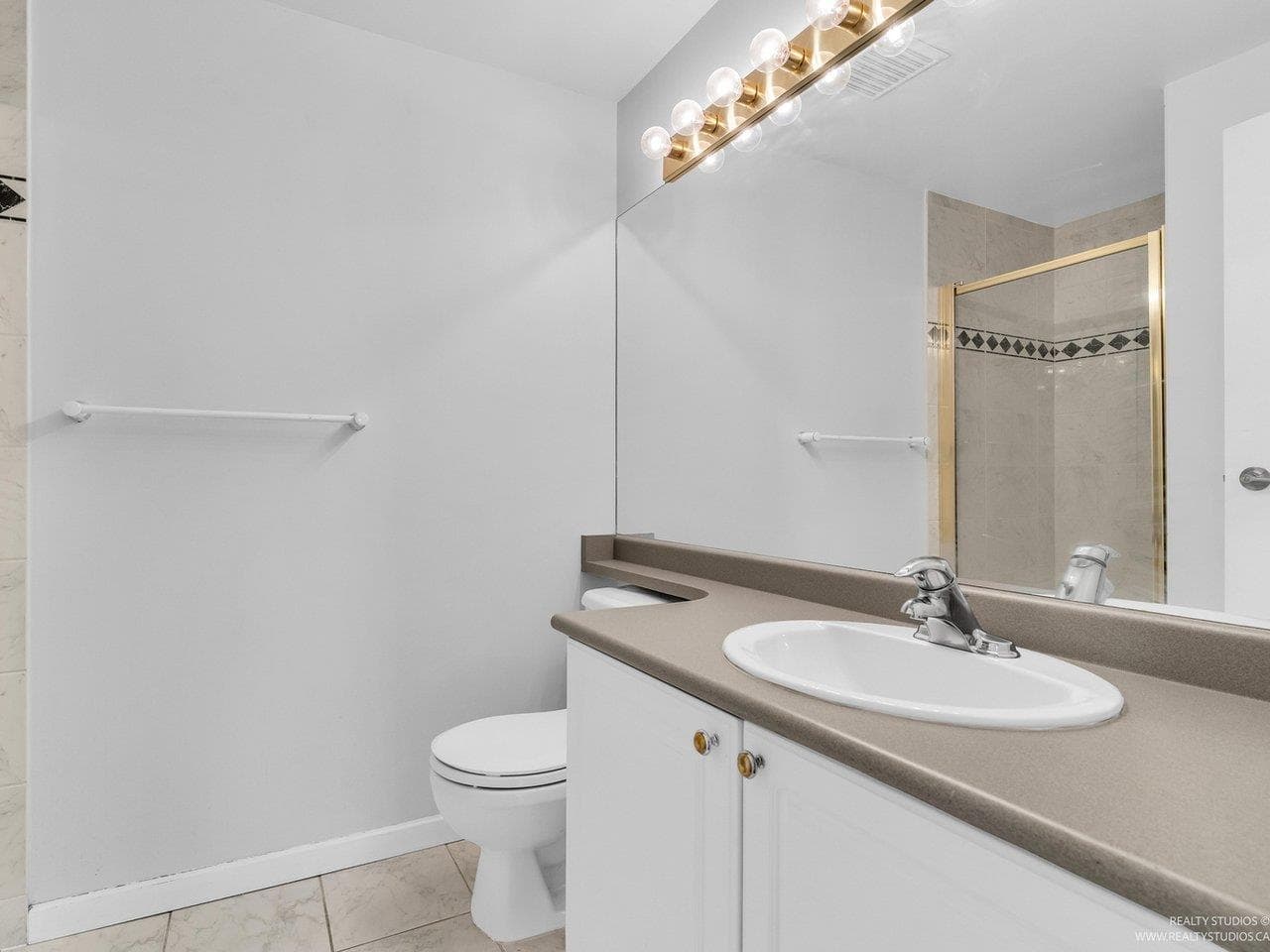 2002 - 6838 Station Hill Drive, Burnaby, V3N 5A4 — photo 4