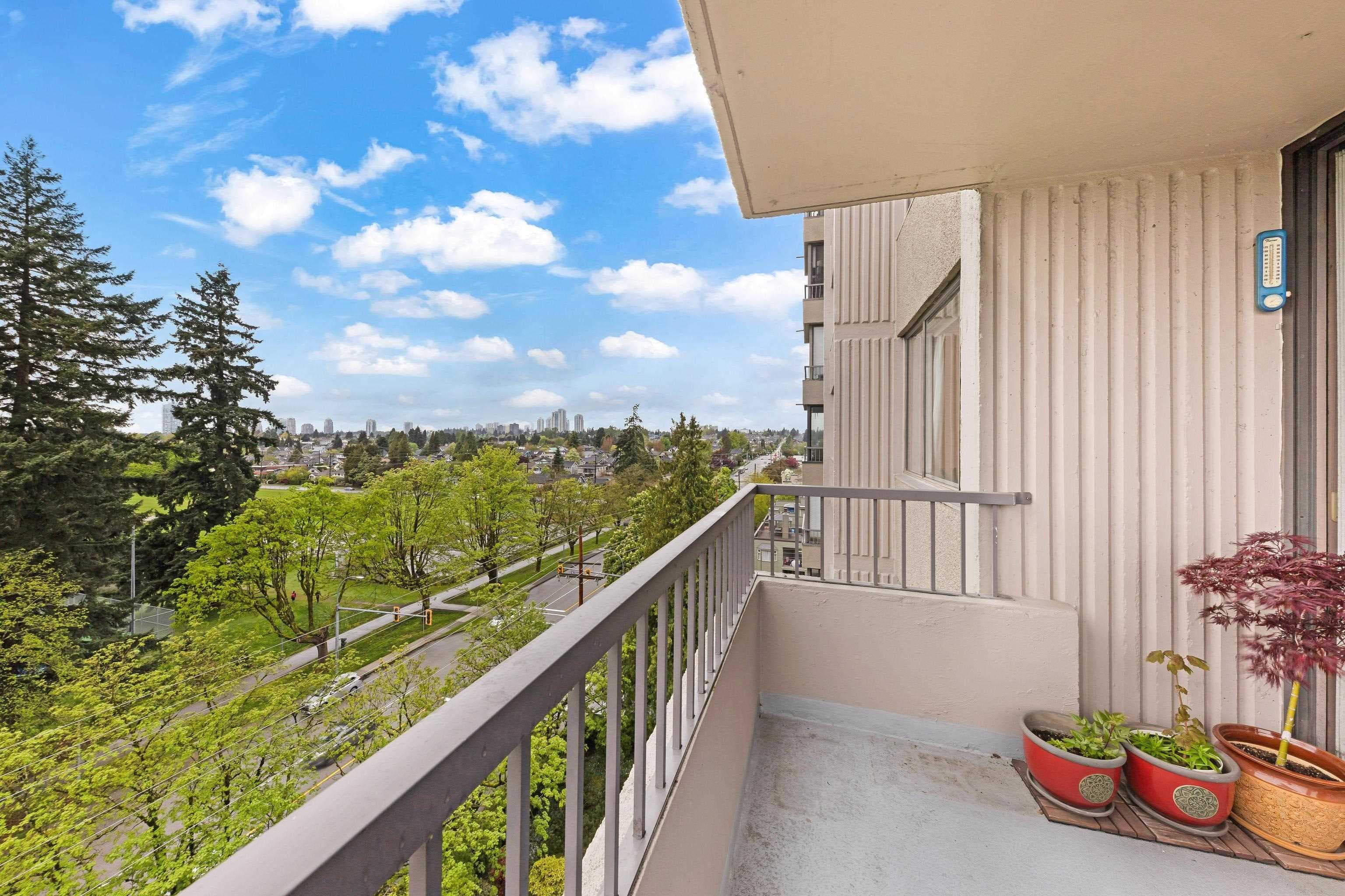 901 - 740 Hamilton Street, New Westminster, V3M 5T7 — photo 2