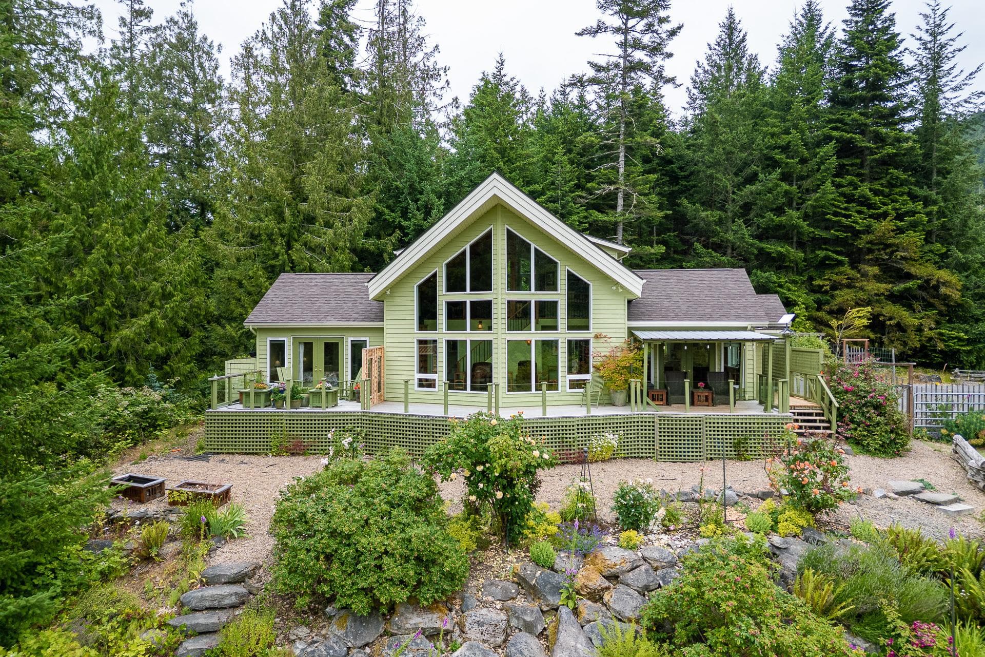 423 Felix Jack Road, Mayne Island