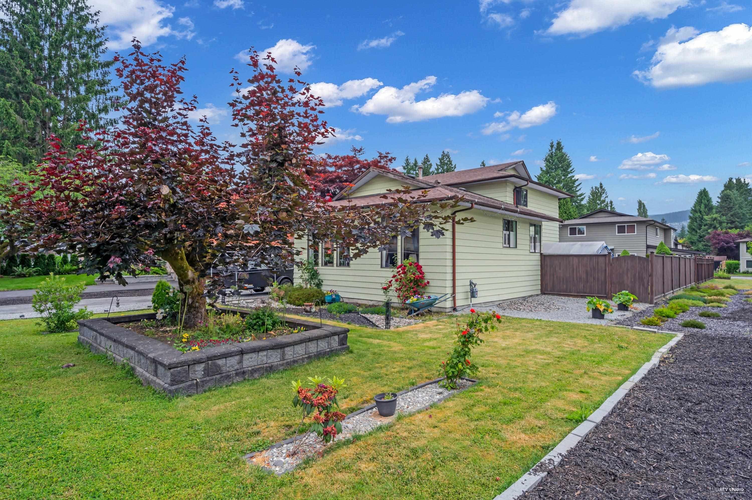 835 Alder Place, Port Coquitlam