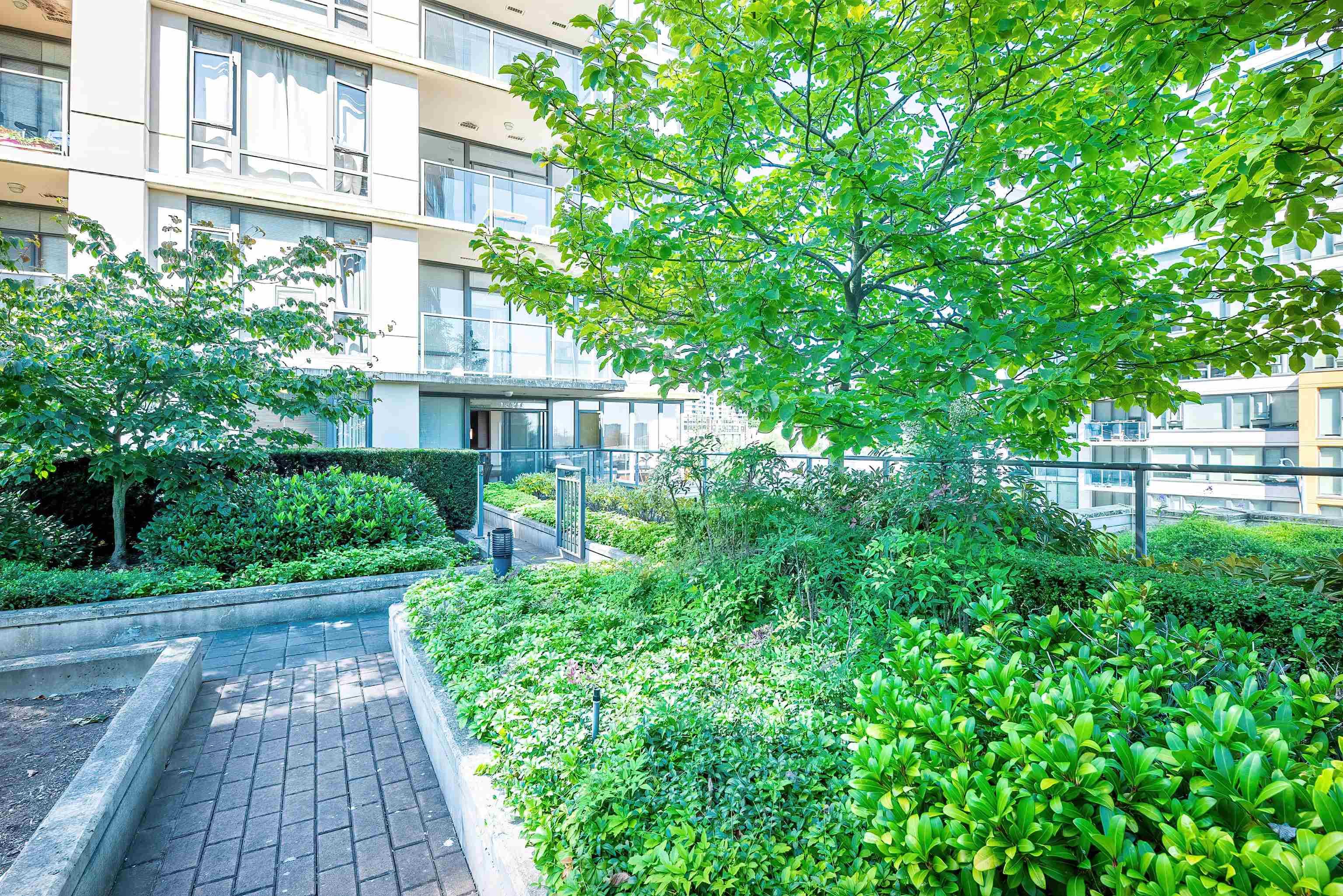 606 - 7360 Elmbridge Way, Richmond, V6X 0A5 — photo 3
