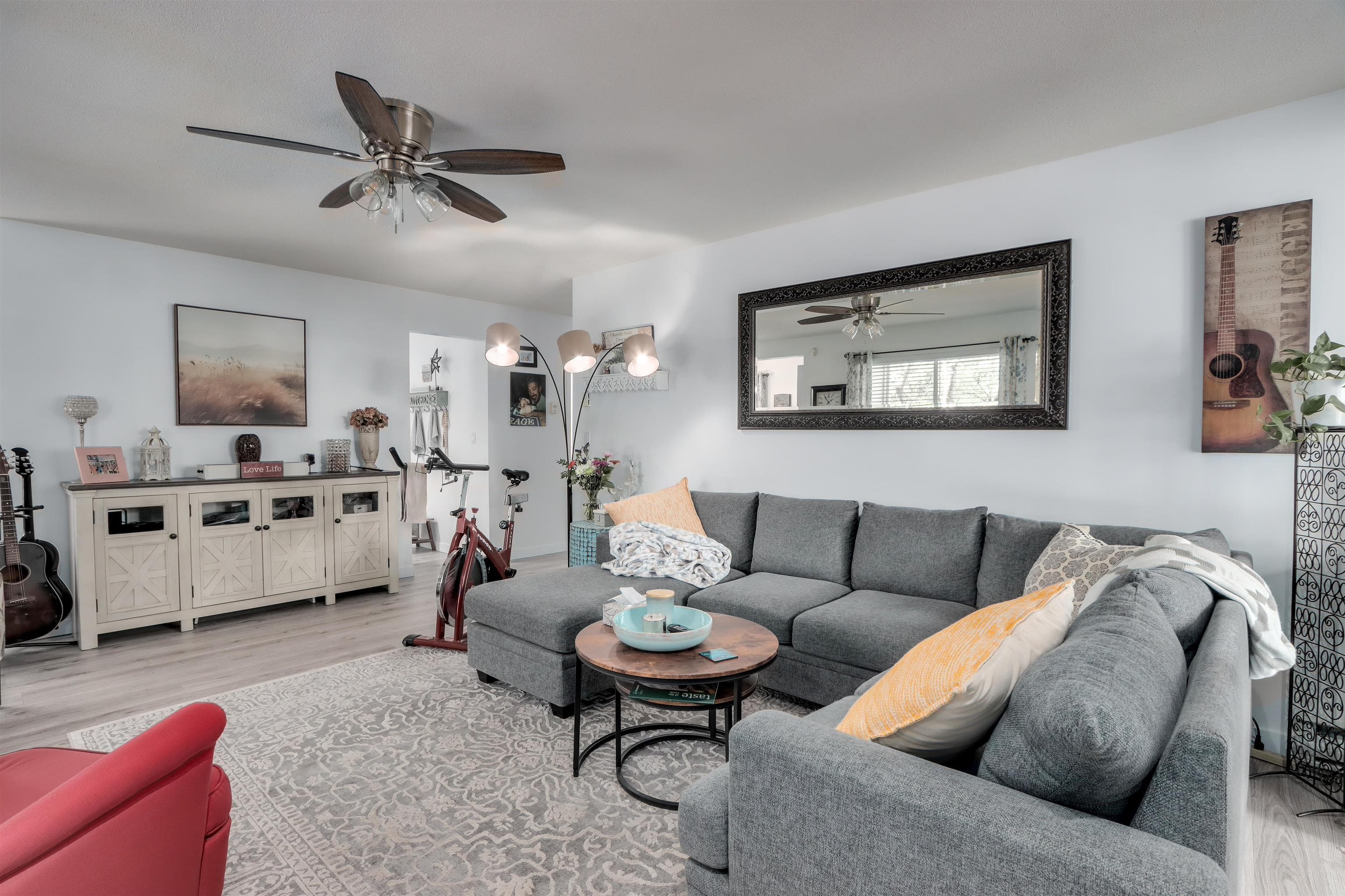 204 - 14998 101a Avenue, Surrey, V3R 0T1 — photo 3