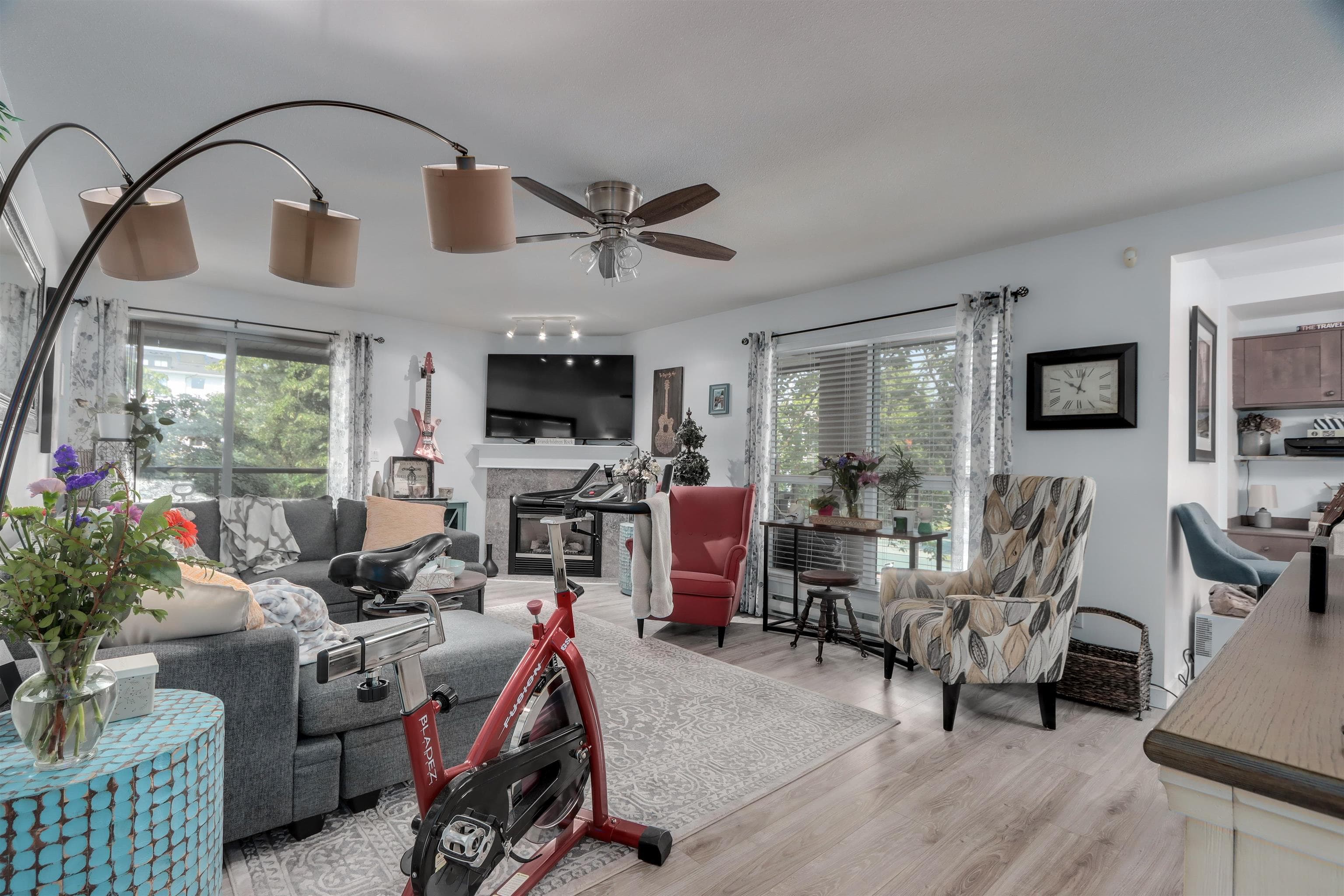 204 - 14998 101a Avenue, Surrey, V3R 0T1 — photo 5