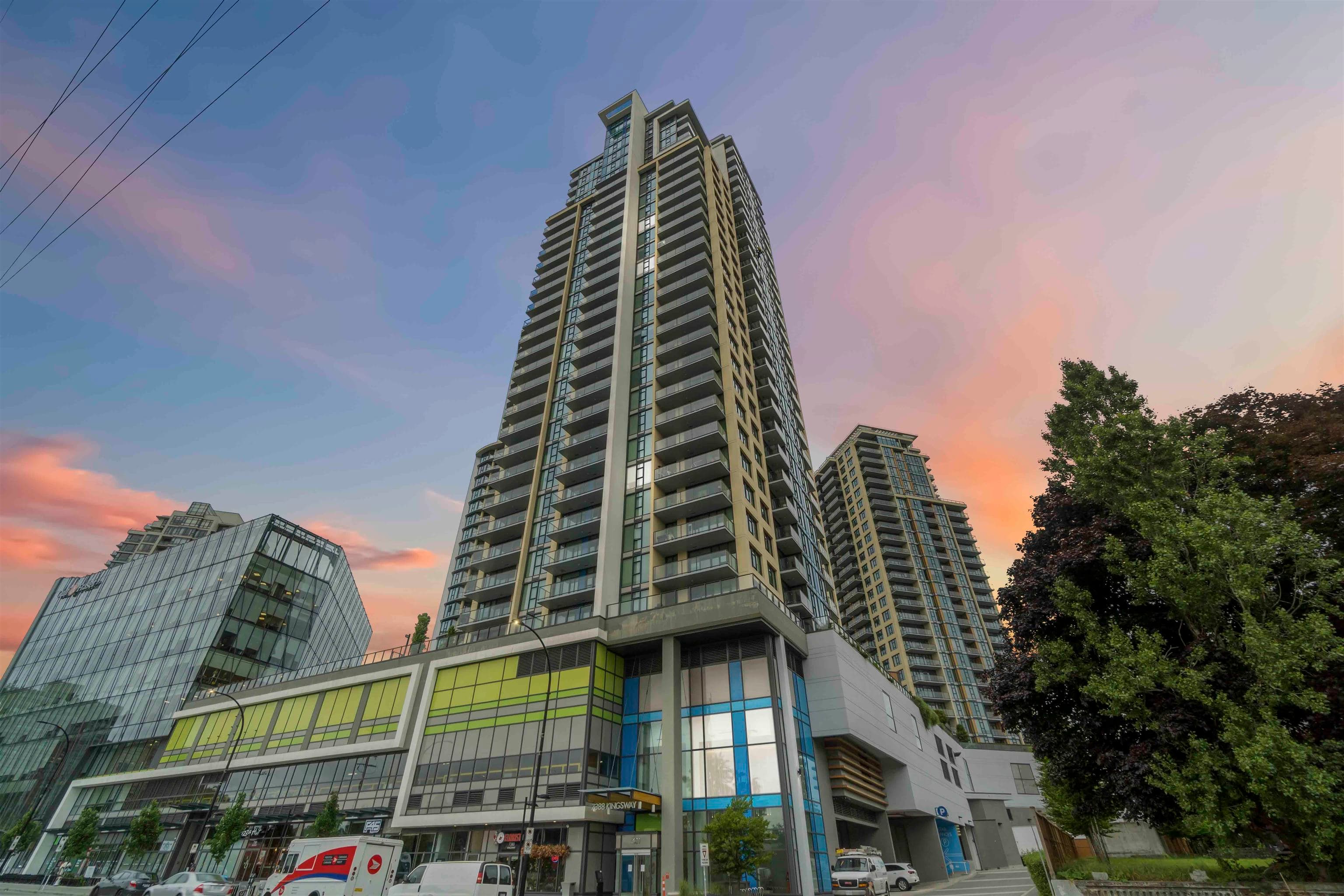 706 - 7388 Kingsway, Burnaby, V3N 0G9 — photo 2