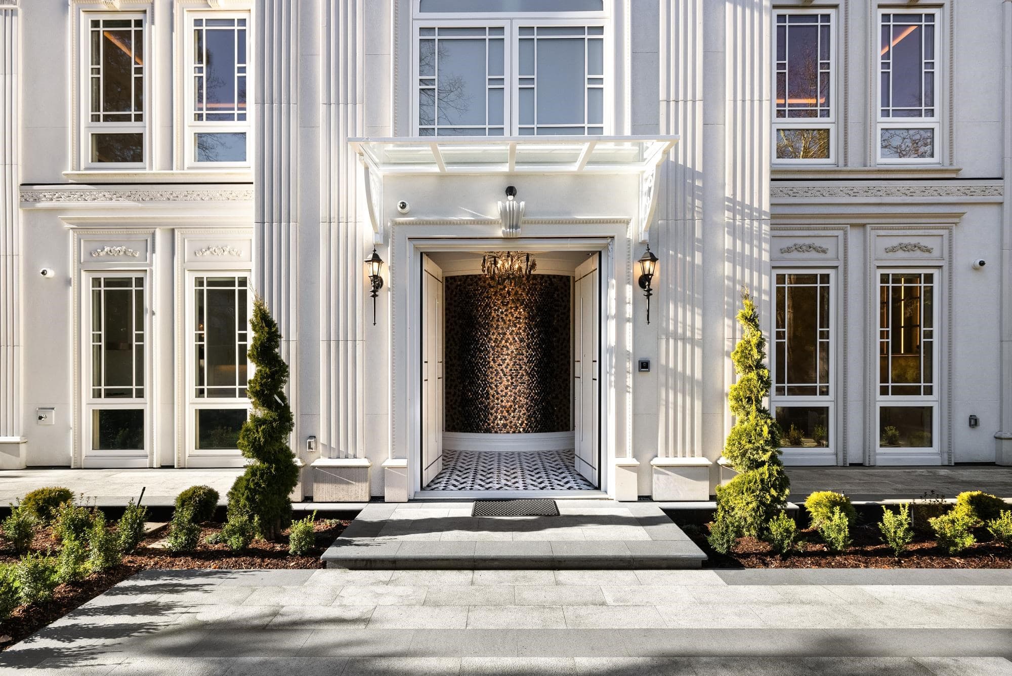 7061 Adera Street, Vancouver, V6P 5C5 — photo 3