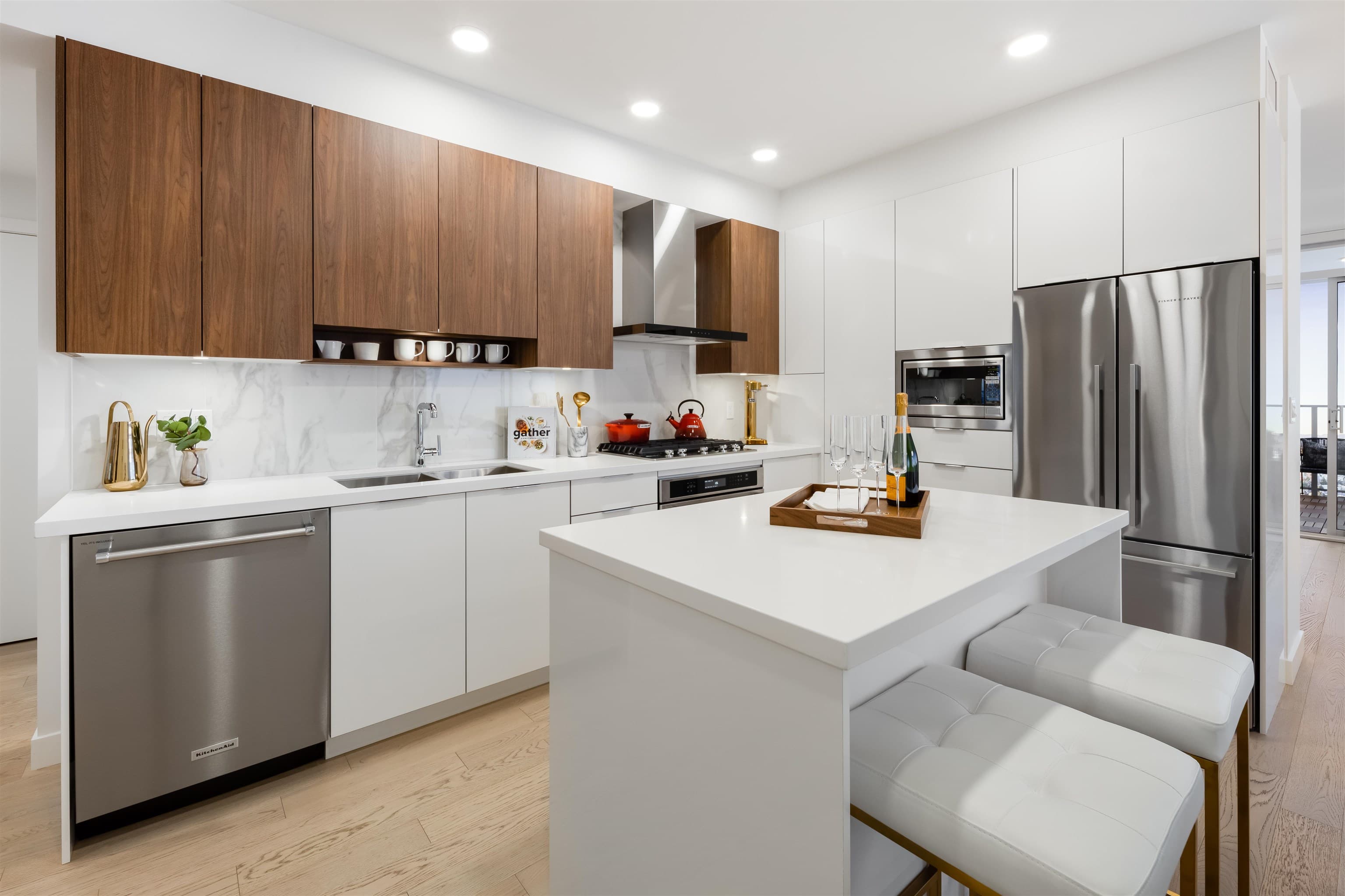 1906 - 7769 Park Crescent, Burnaby, V3N 0J7 — photo 5