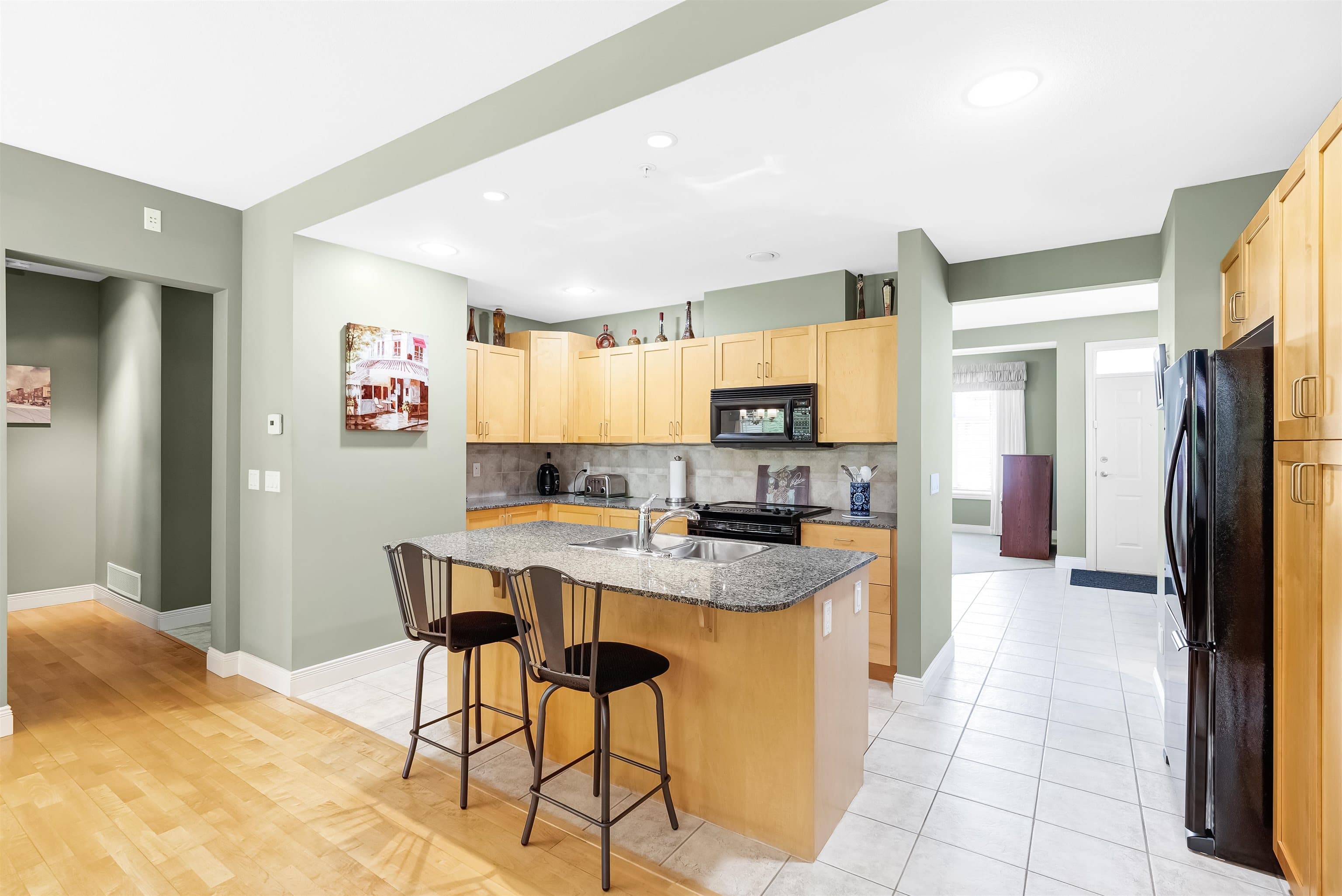 141 - 19639 Meadow Gardens Way, Pitt Meadows, V3Y 2T5 — photo 4