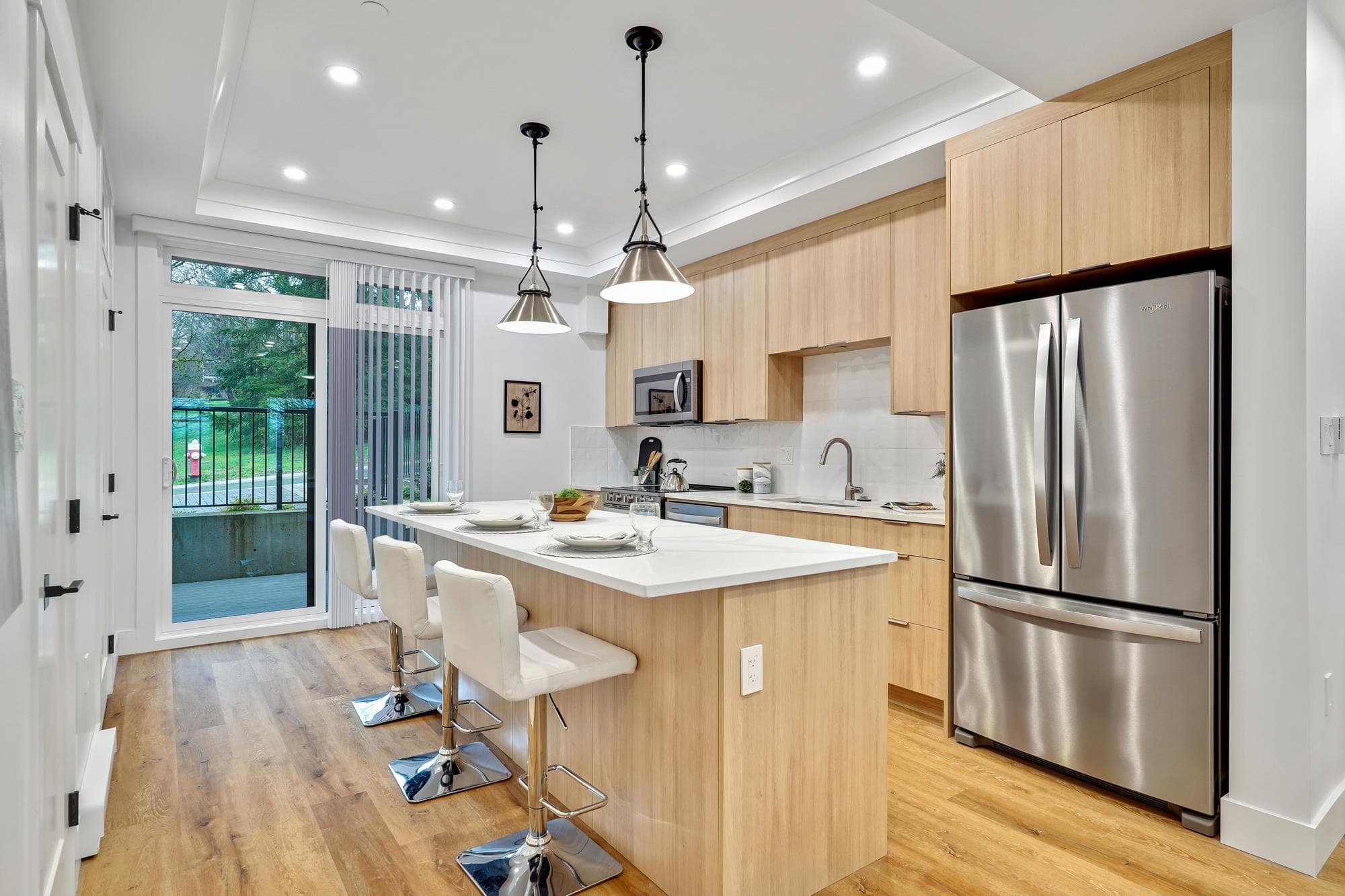 45 E Eighth Avenue, New Westminster, V3L 4J4 — photo 2