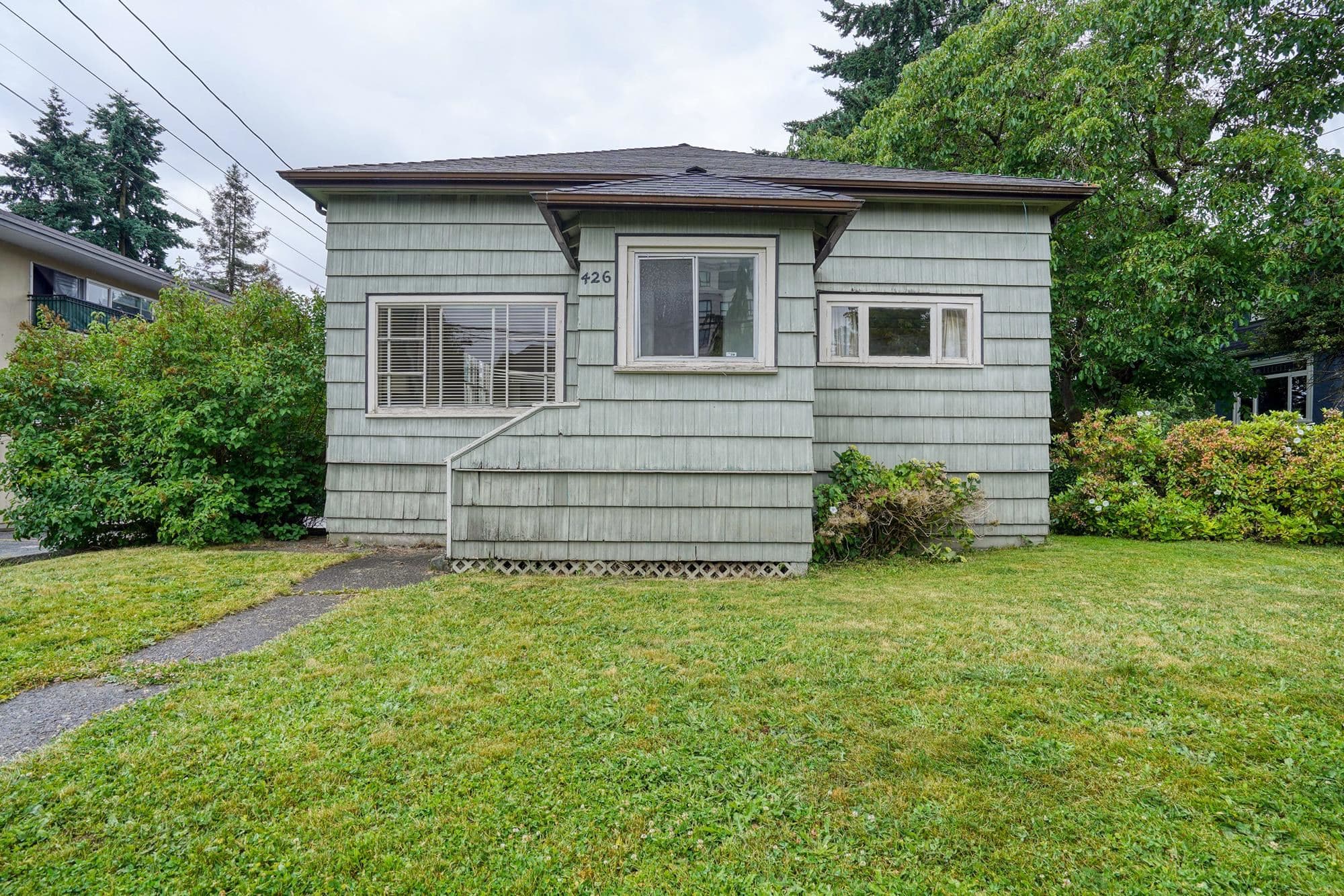 426 Seventh Street, New Westminster