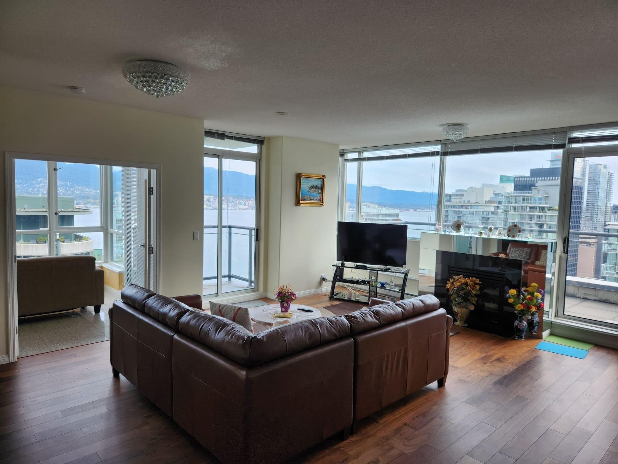 3307 - 1328 W Pender Street, Vancouver, V6E 4T1 — photo 4