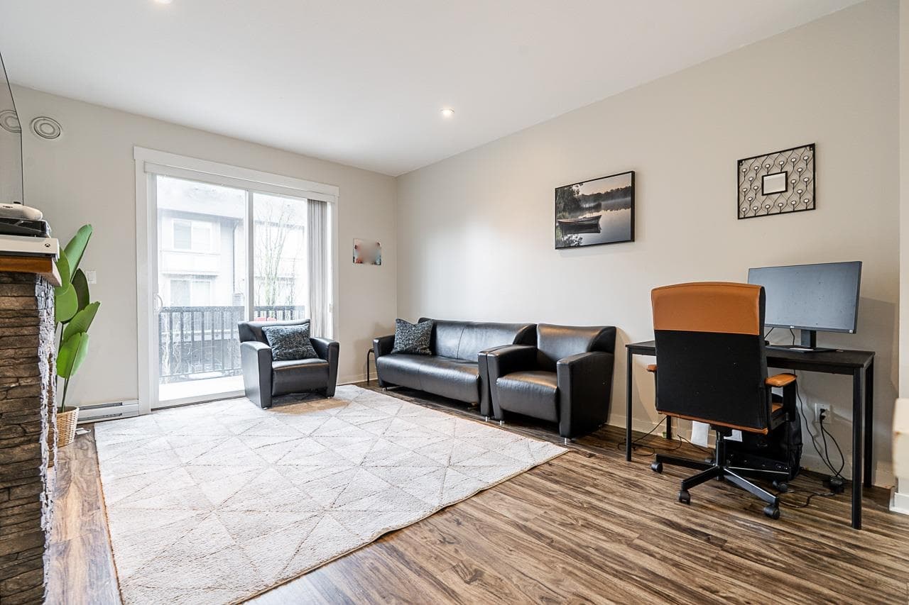 57 - 6450 187 Street, Surrey, V3S 2X4 — photo 1