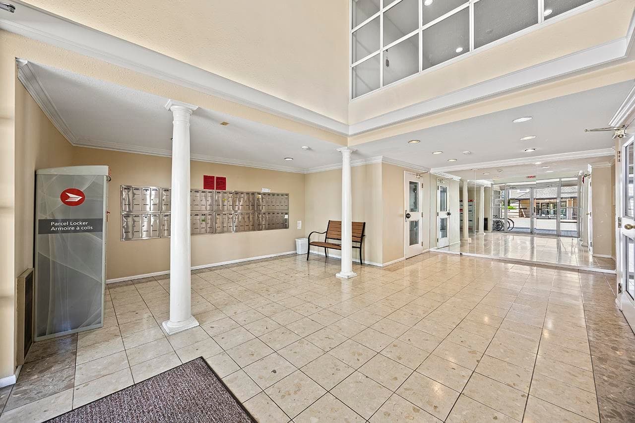 305 - 7580 Minoru Boulevard, Richmond, V6Y 1Z5 — photo 3