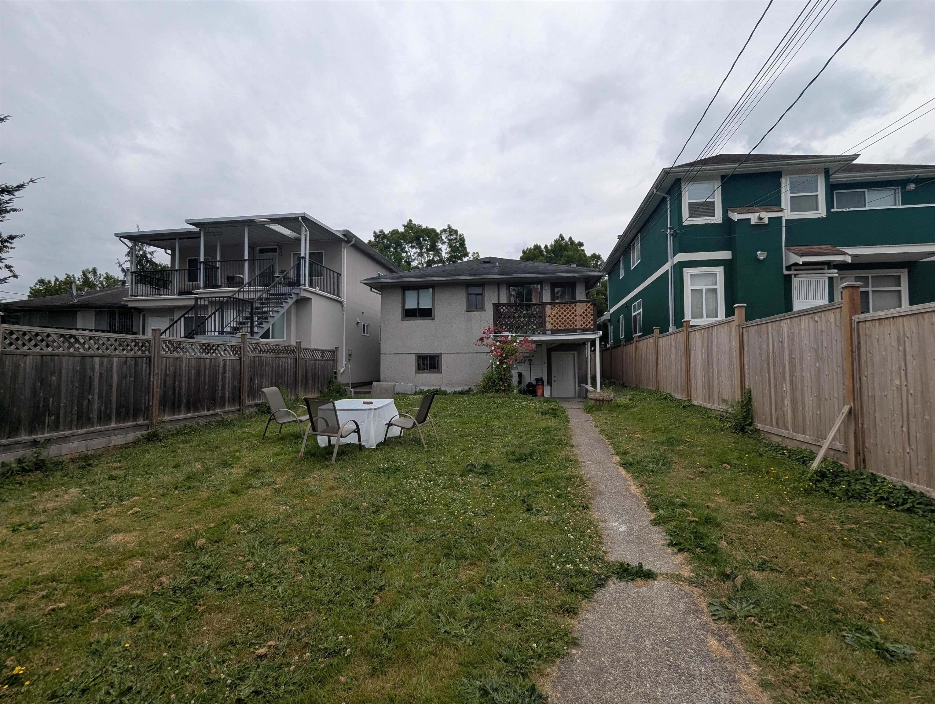 3445 Nanaimo Street, Vancouver, V5N 5G9 — photo 2