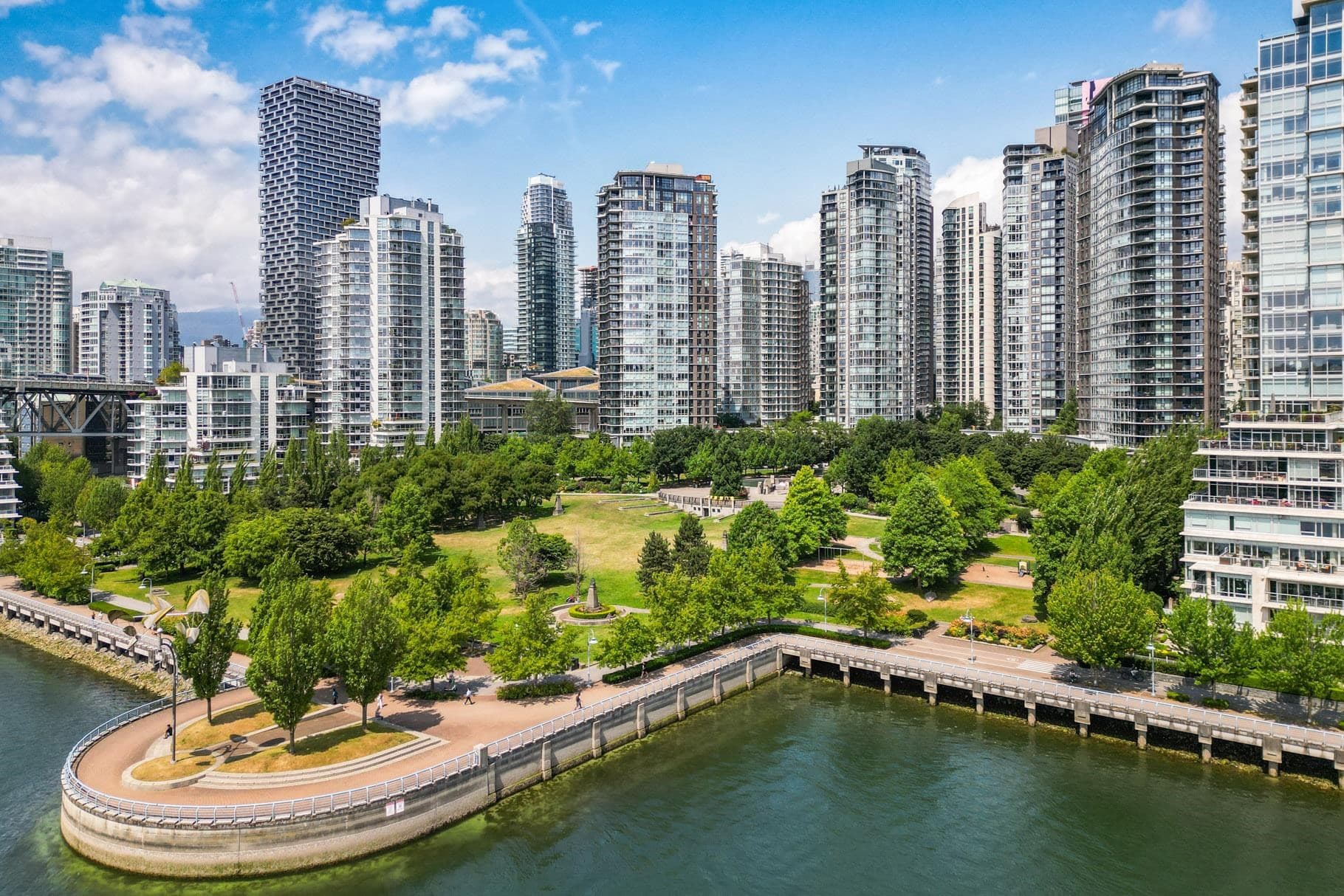 1202 - 583 Beach Crescent, Vancouver, V6Z 3E6 — photo 2
