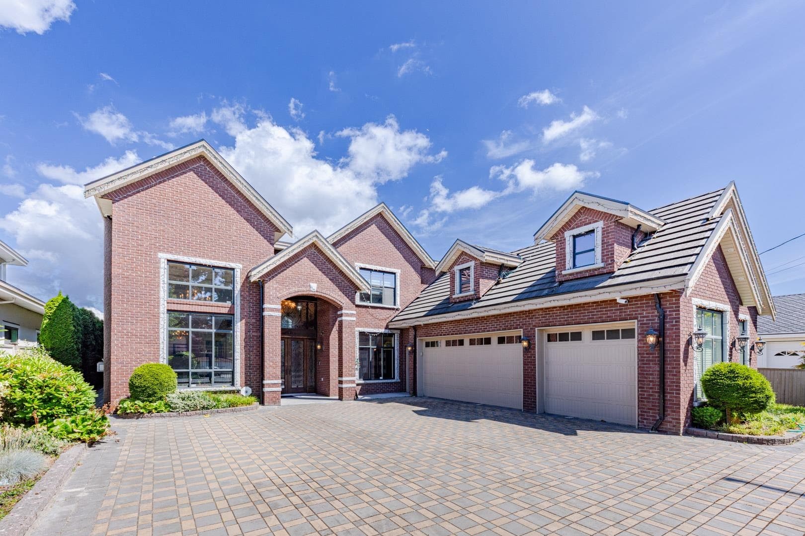 5628 Gibbons Drive, Richmond, V7C 2C7 — photo 1
