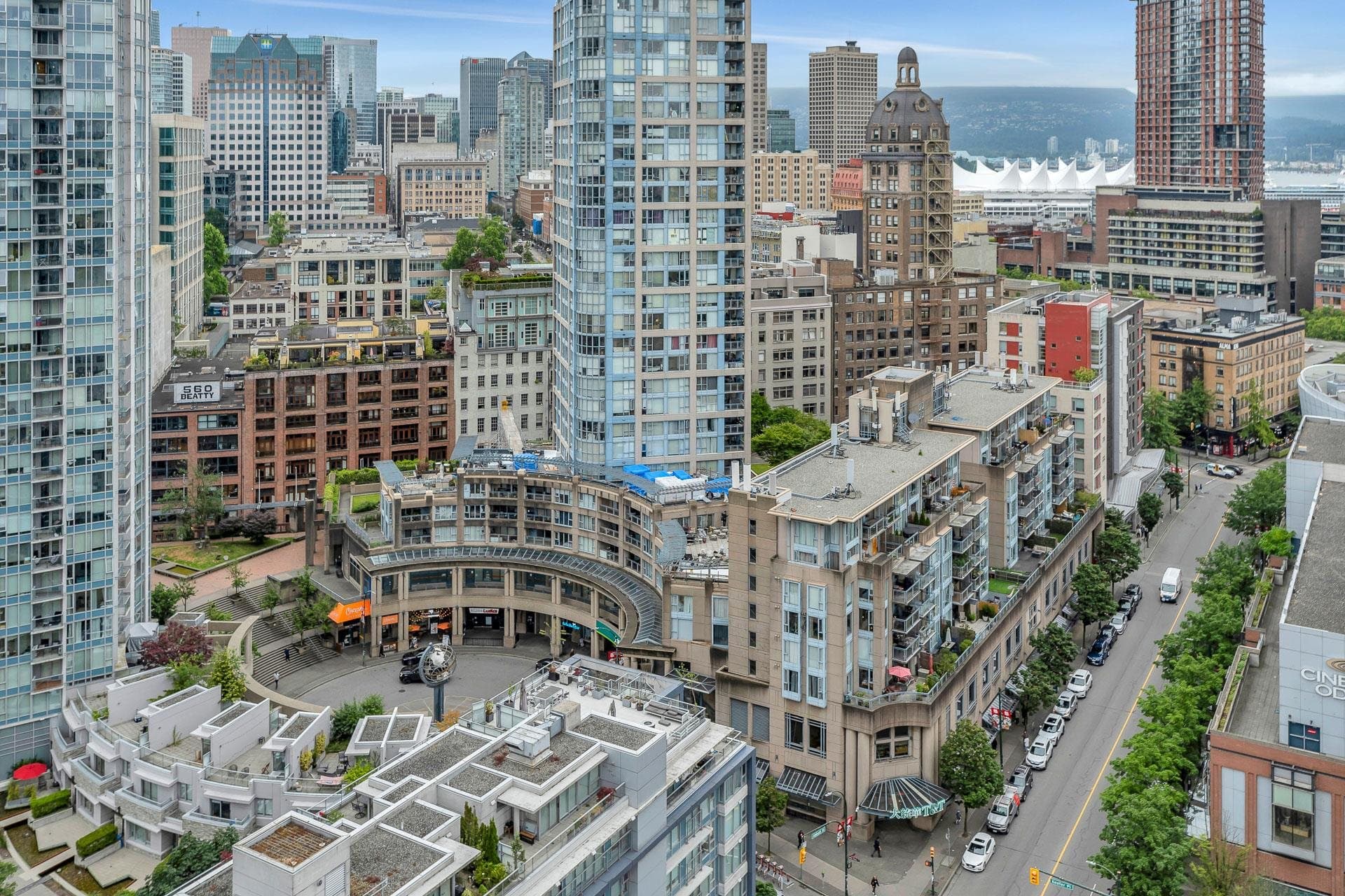 2707 - 688 Abbott Street, Vancouver, V6B 0B9 — photo 3