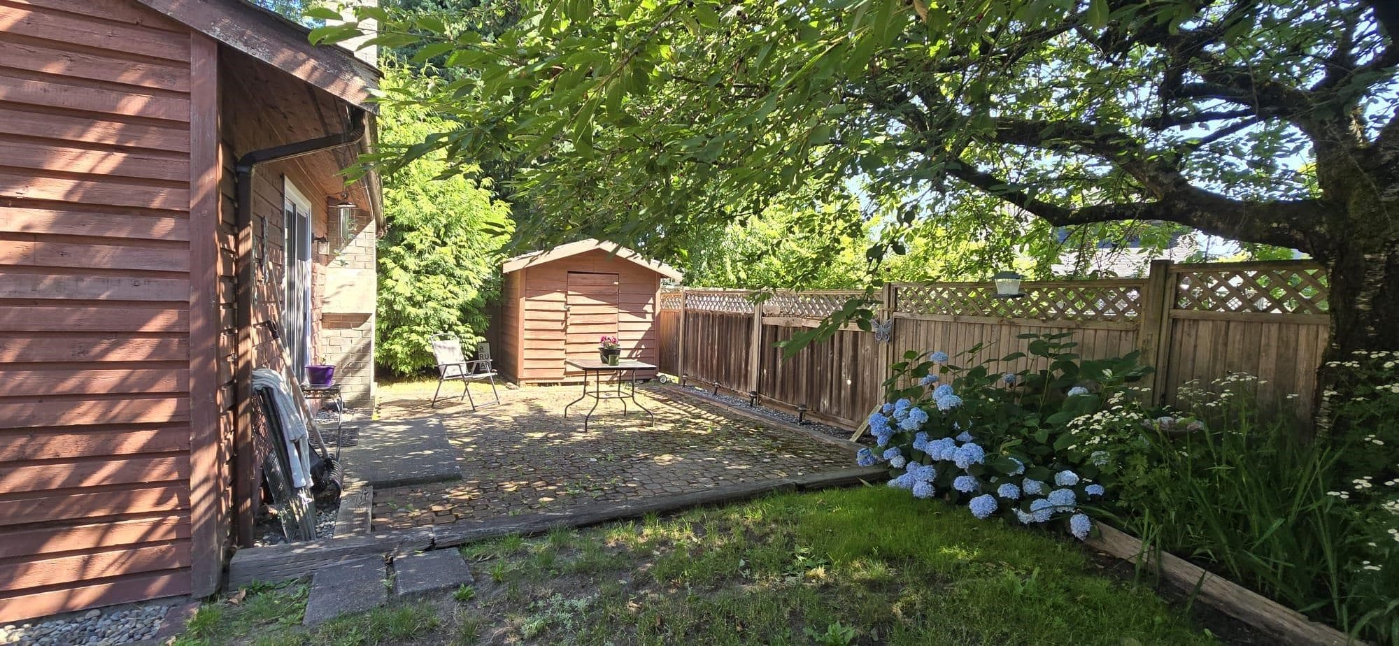 7342 128b Street, Surrey, V3W 7E5 — photo 2